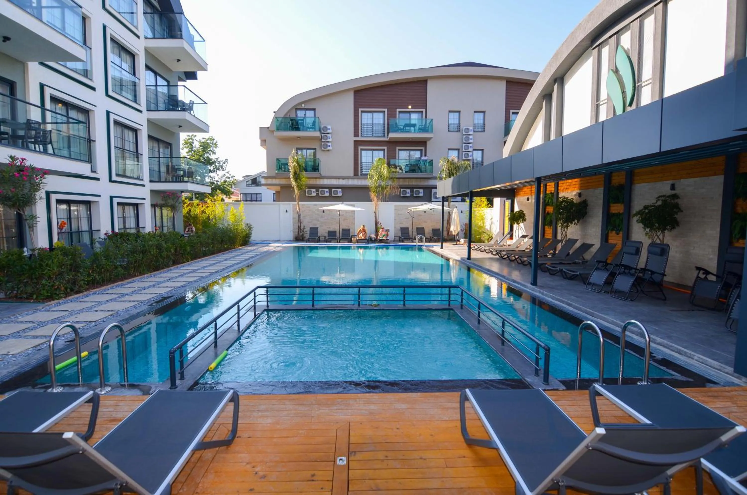 Property building in Juglans Suites