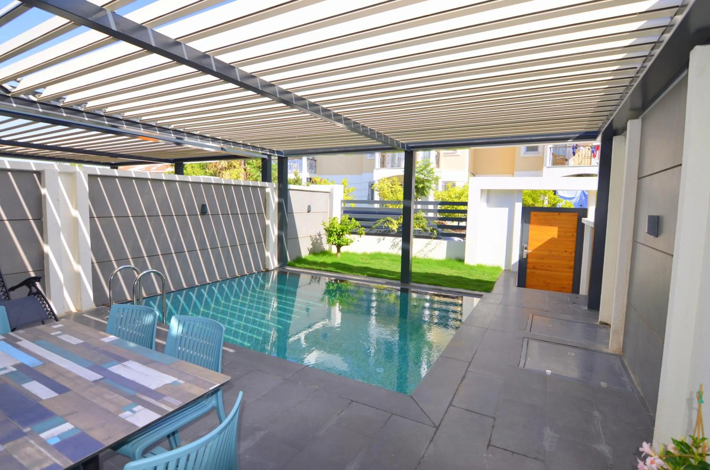 Garden in Juglans Suites