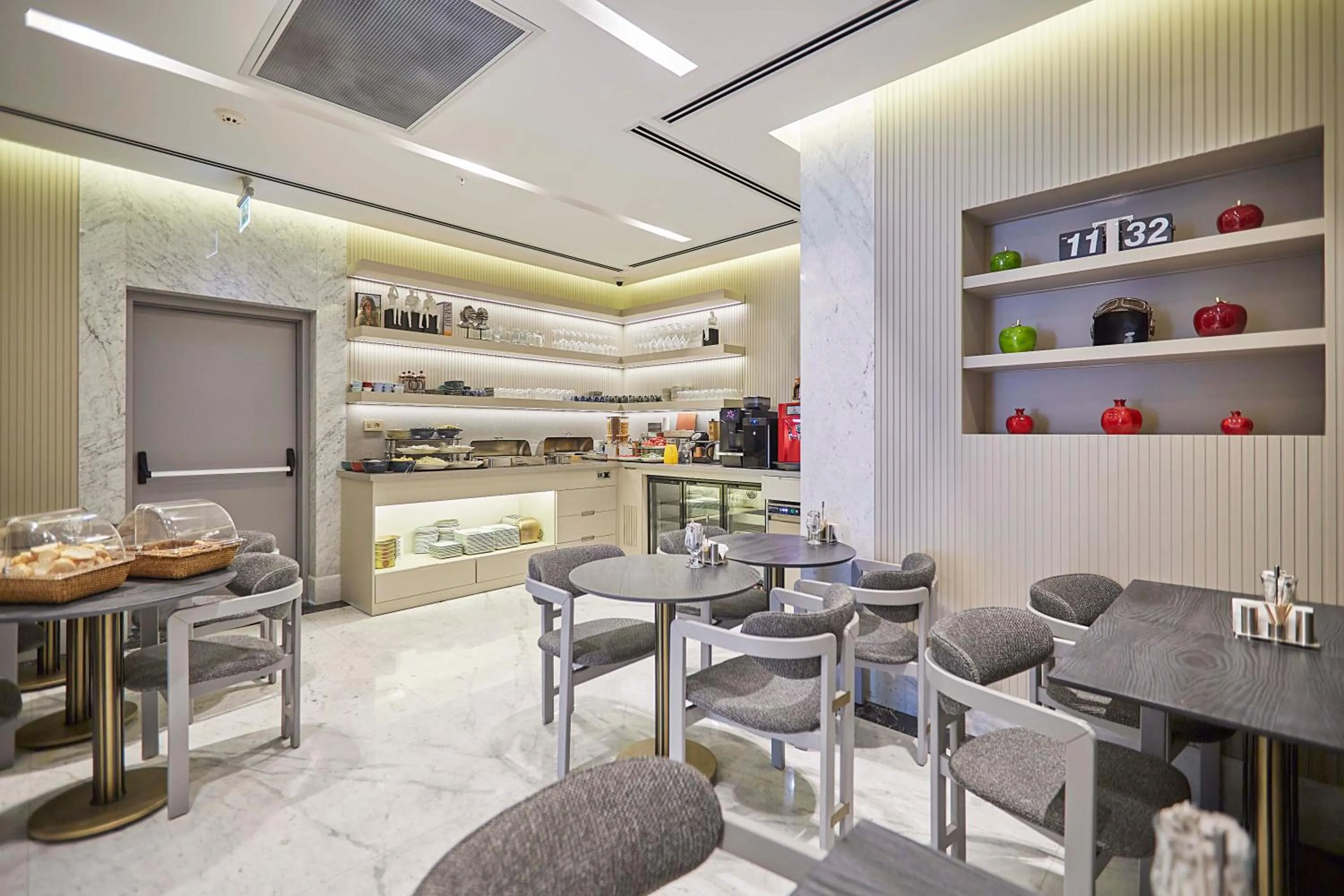 Buffet breakfast in THE HUBİ HOTEL