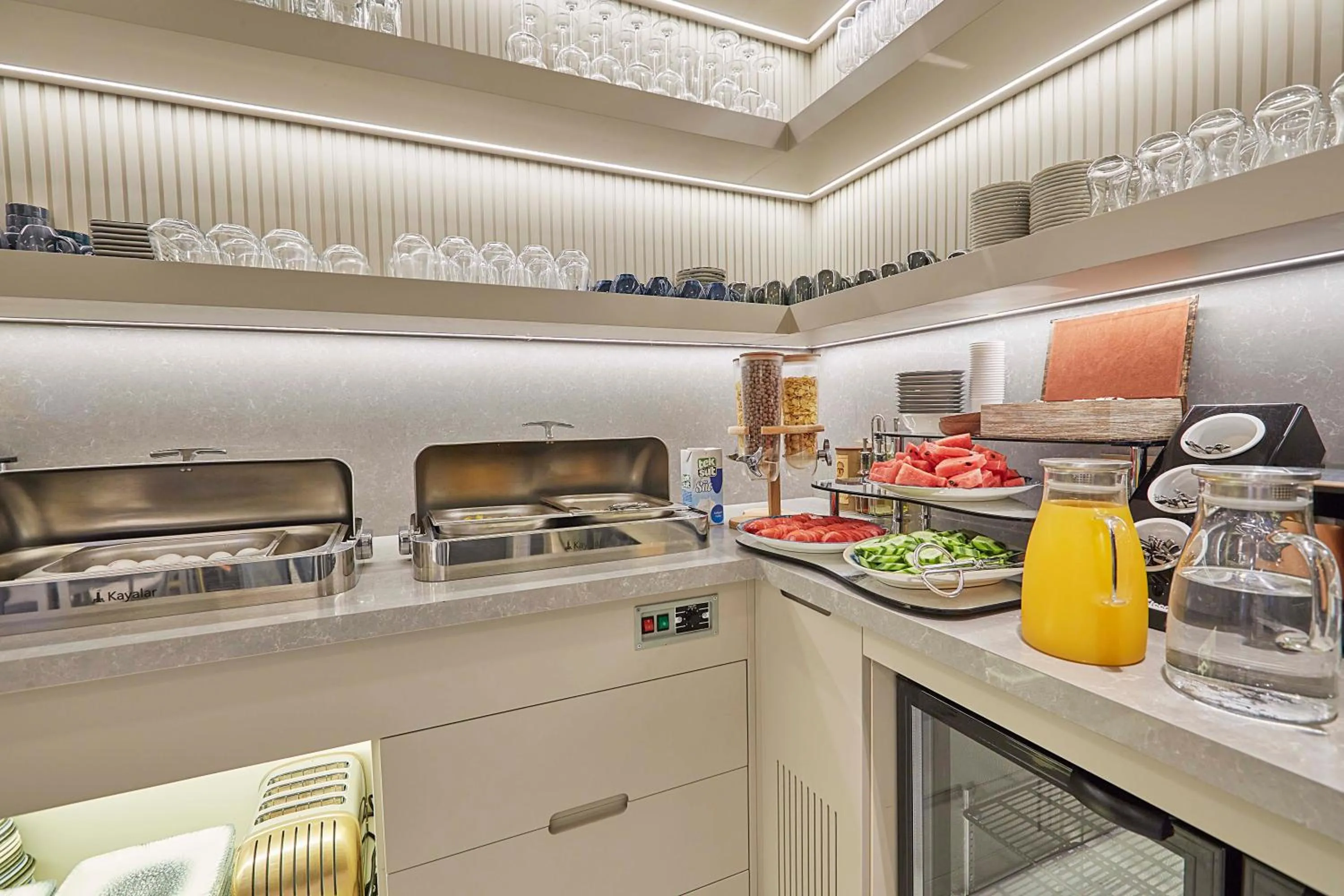 Buffet breakfast in THE HUBİ HOTEL