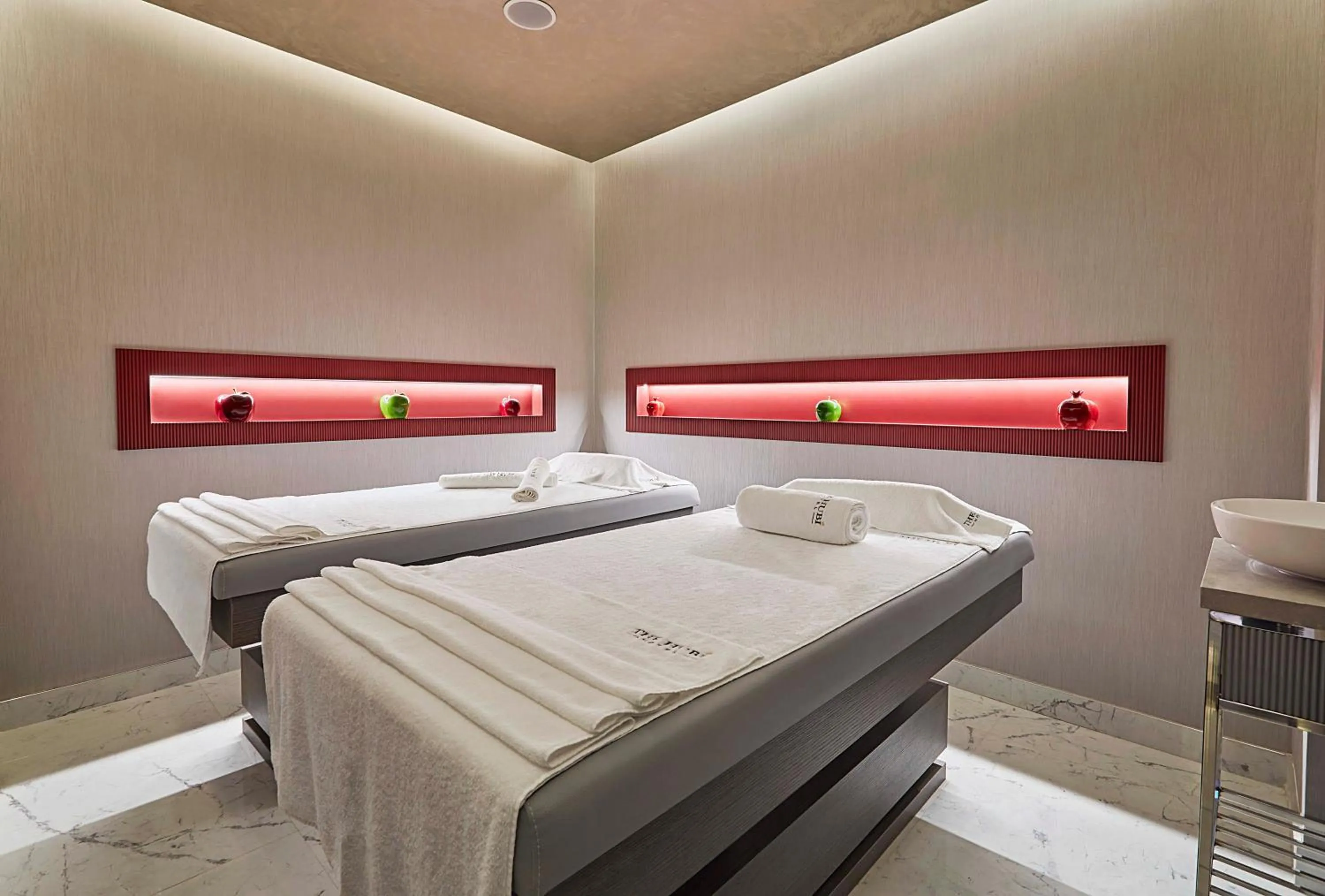 Spa and wellness centre/facilities, Bed in THE HUBİ HOTEL