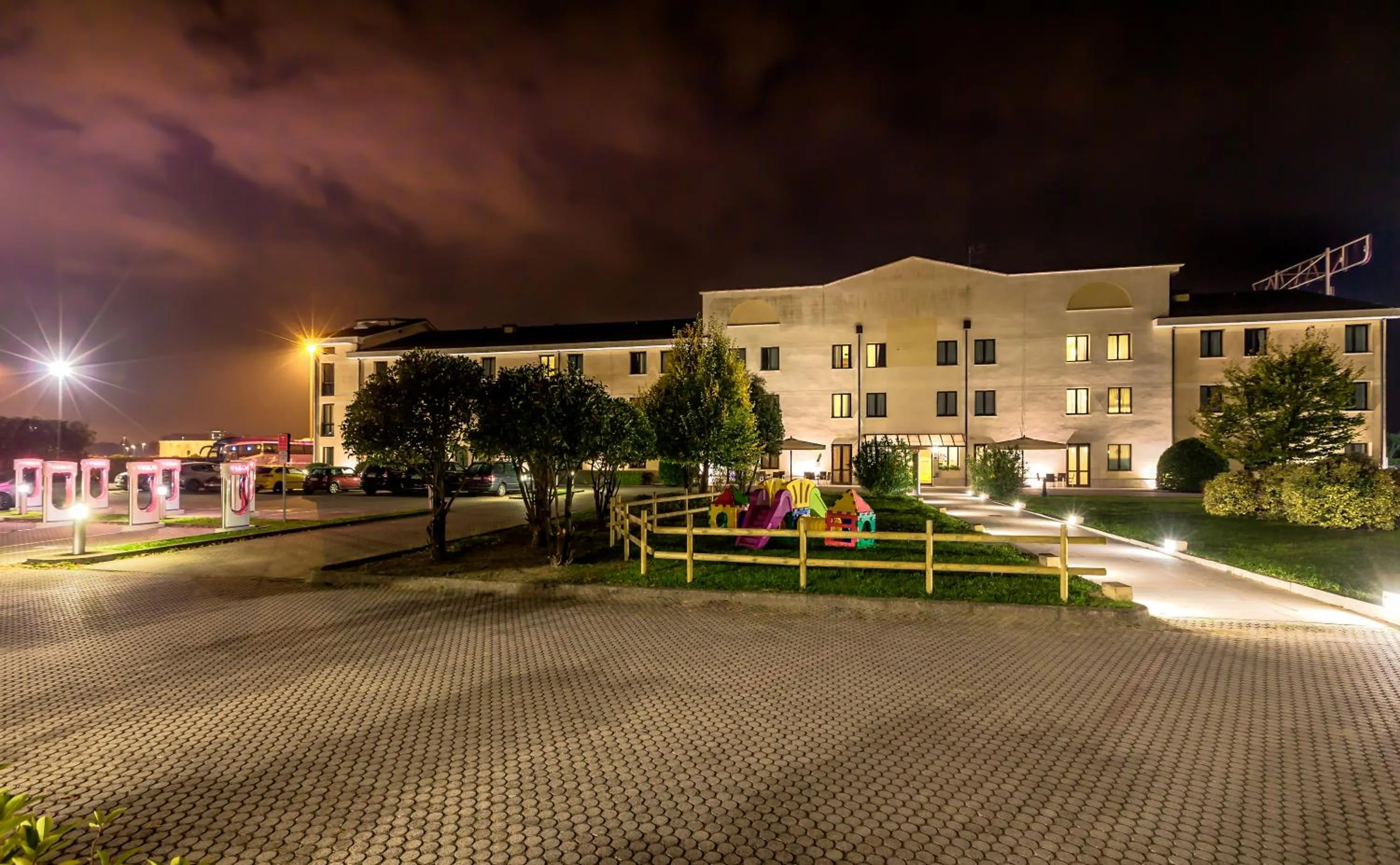 Property building in UNA HOTELS Occhiobello