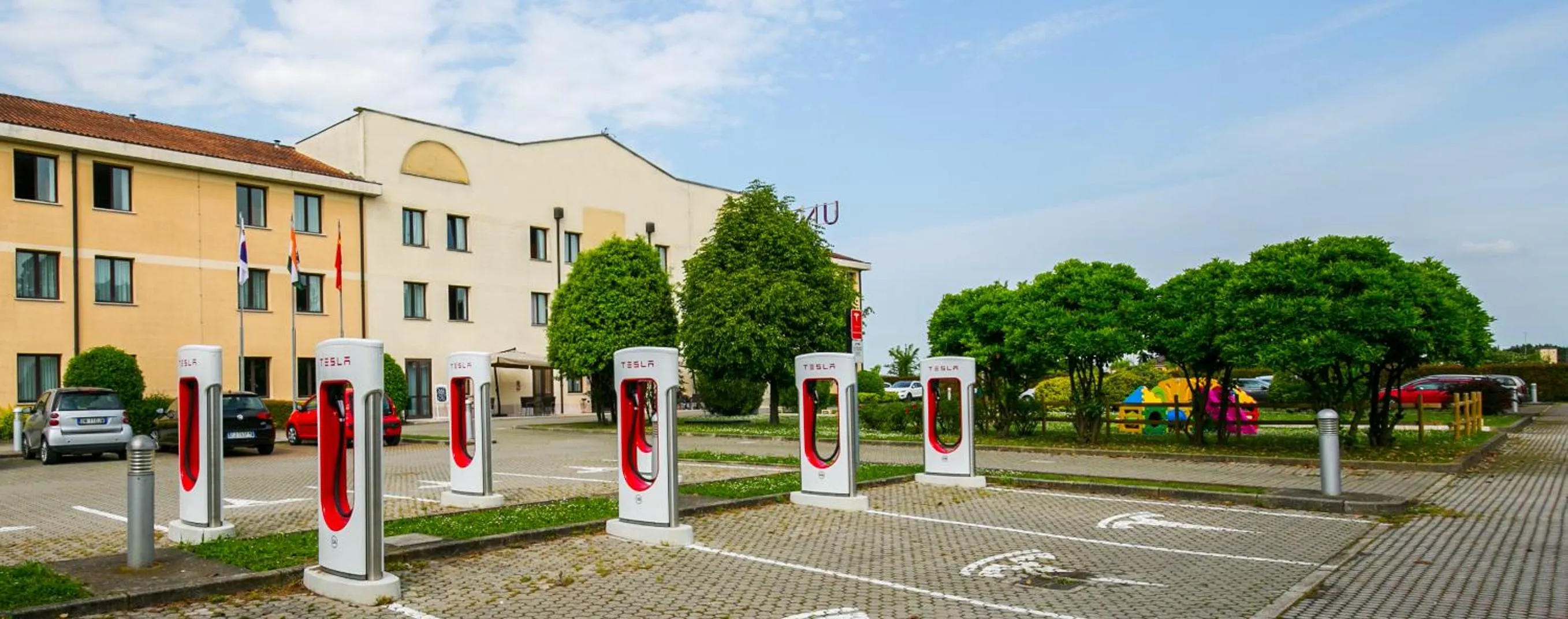 Property building in UNA HOTELS Occhiobello