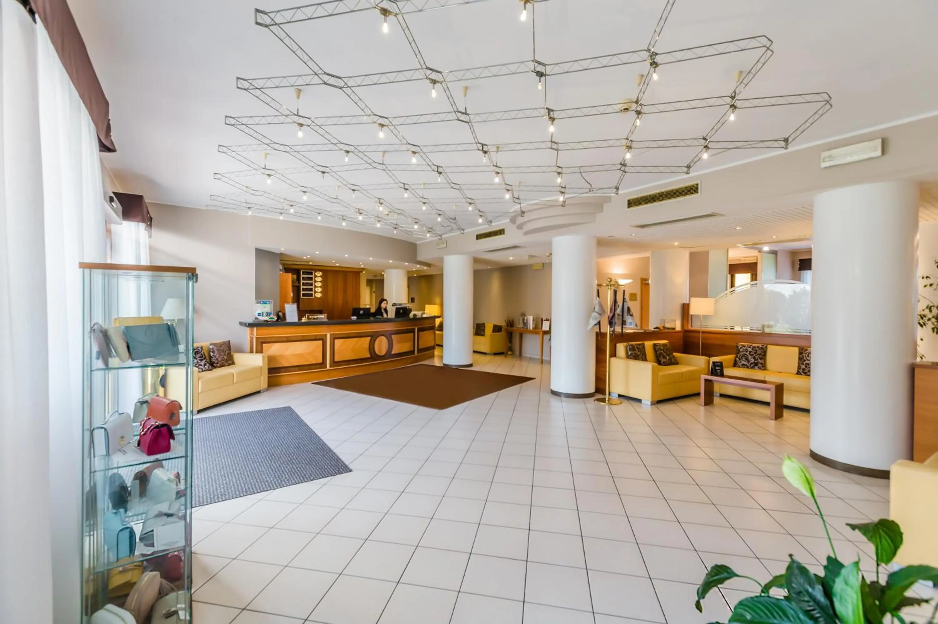 Lobby or reception in UNA HOTELS Occhiobello