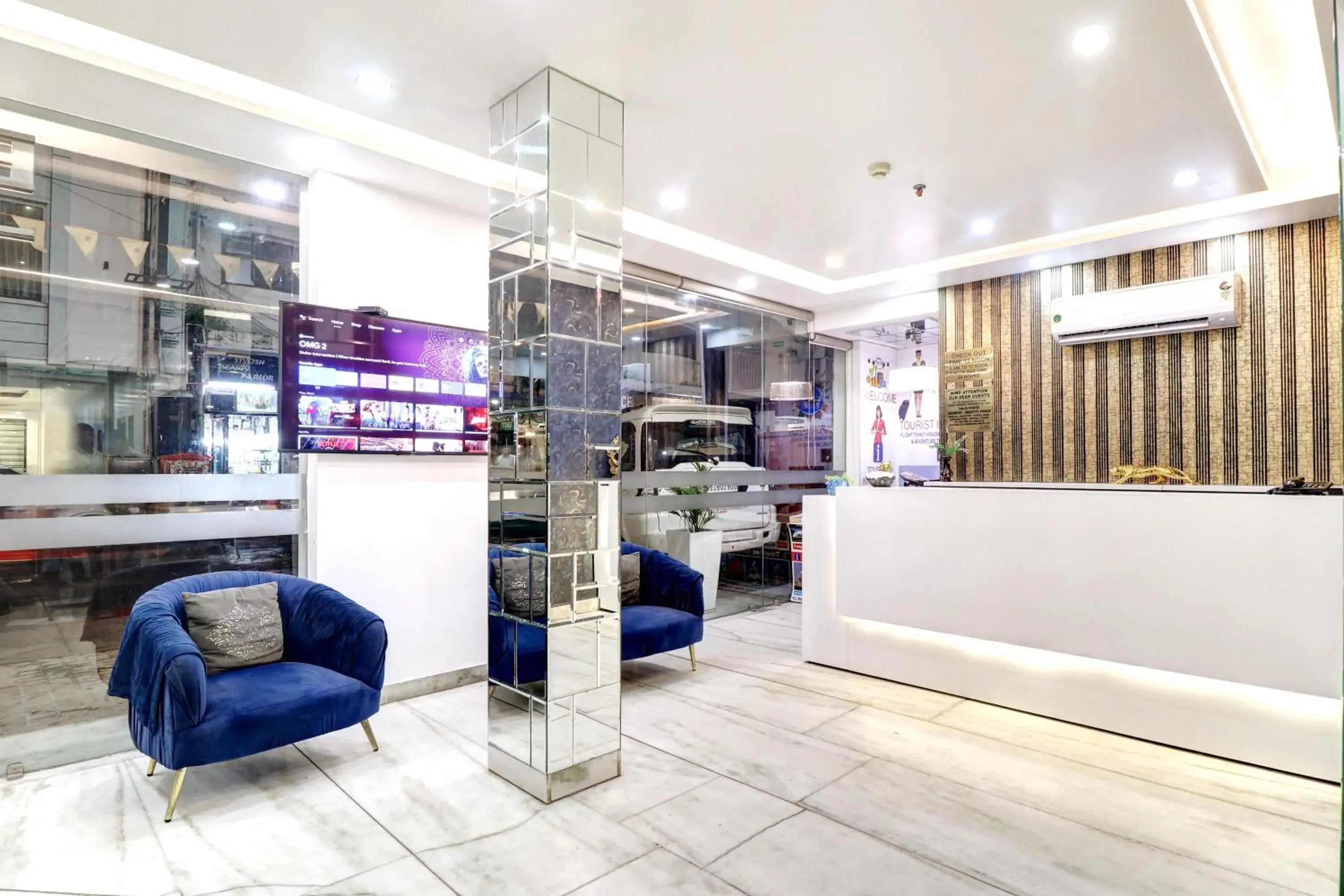 Property building in Hotel Emporio Dx - New Delhi Railway Station - Paharganj Property building in Hotel Emporio Dx - New Delhi Railway Station - Paharganj