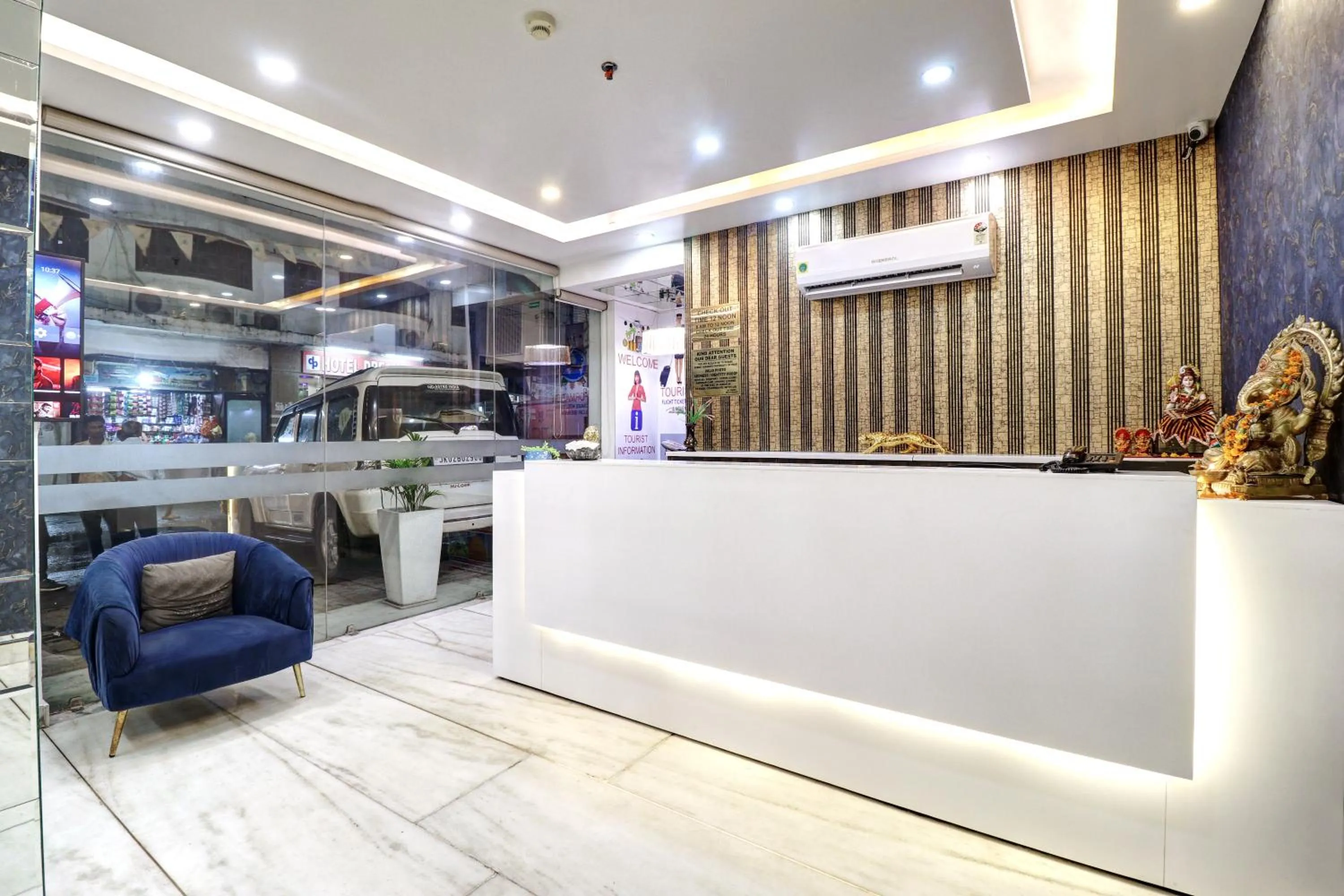 Property building in Hotel Emporio Dx - New Delhi Railway Station - Paharganj