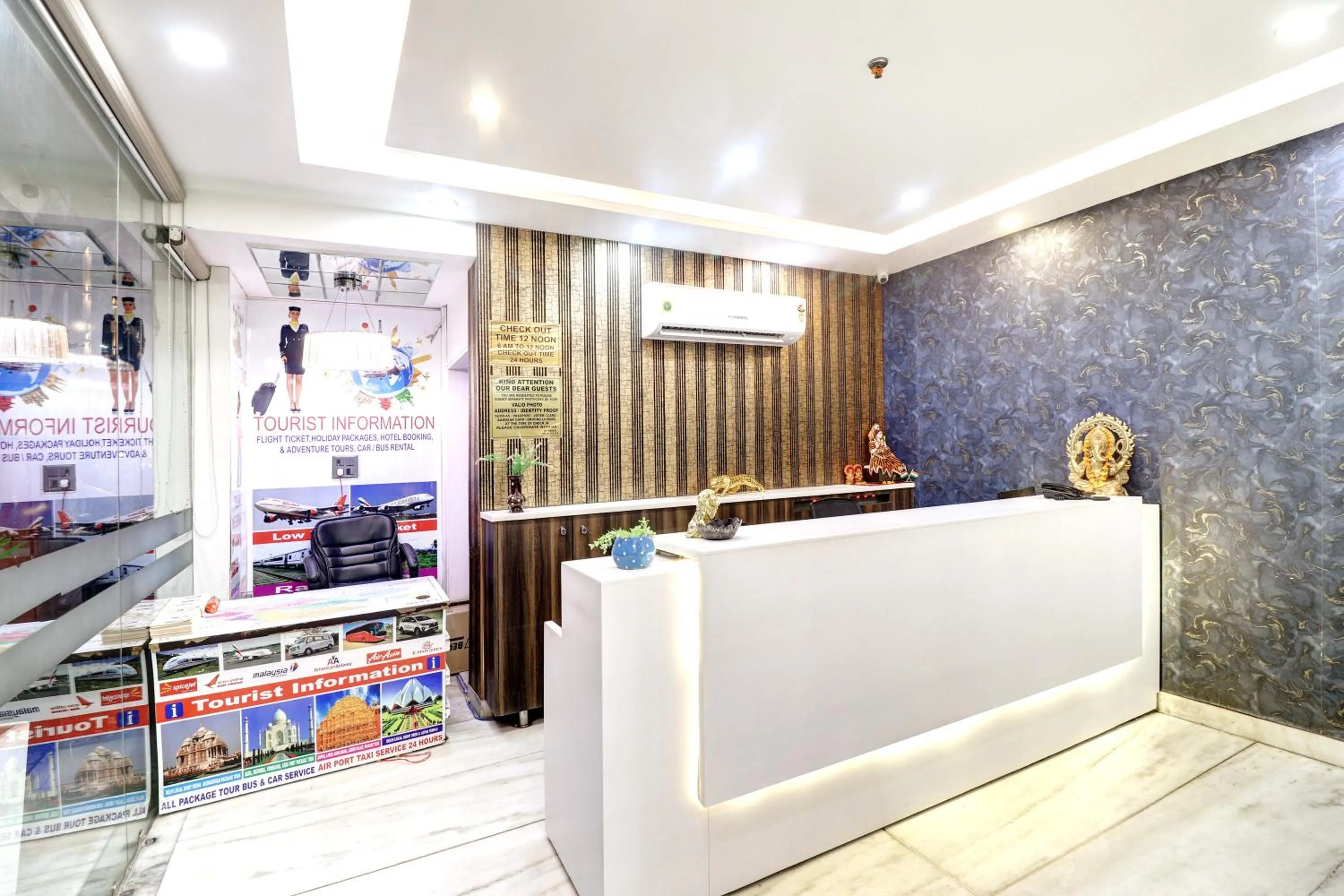 Property building in Hotel Emporio Dx - New Delhi Railway Station - Paharganj