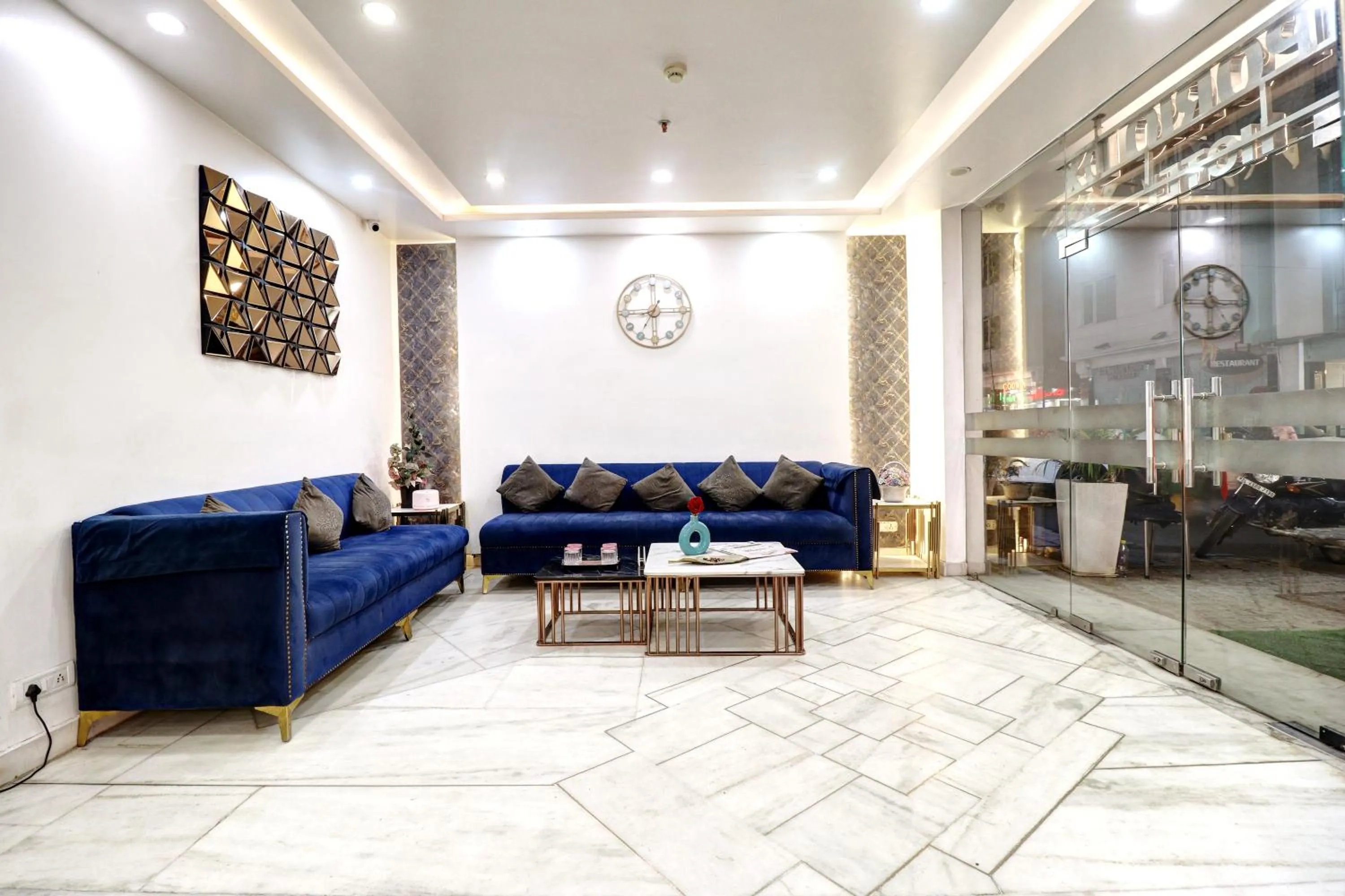 Property building in Hotel Emporio Dx - New Delhi Railway Station - Paharganj