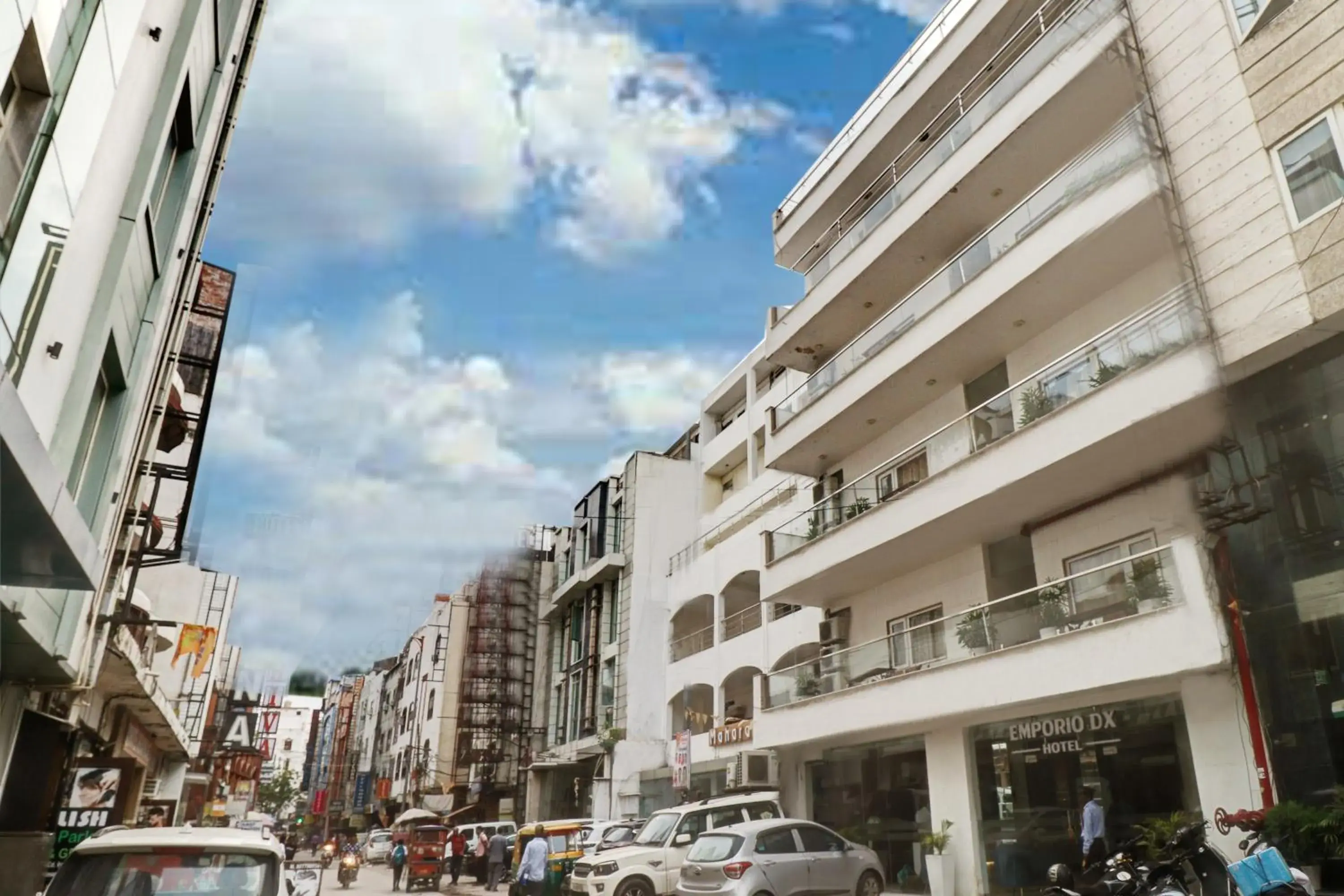 Property building in Hotel Emporio Dx - New Delhi Railway Station - Paharganj Property building in Hotel Emporio Dx - New Delhi Railway Station - Paharganj