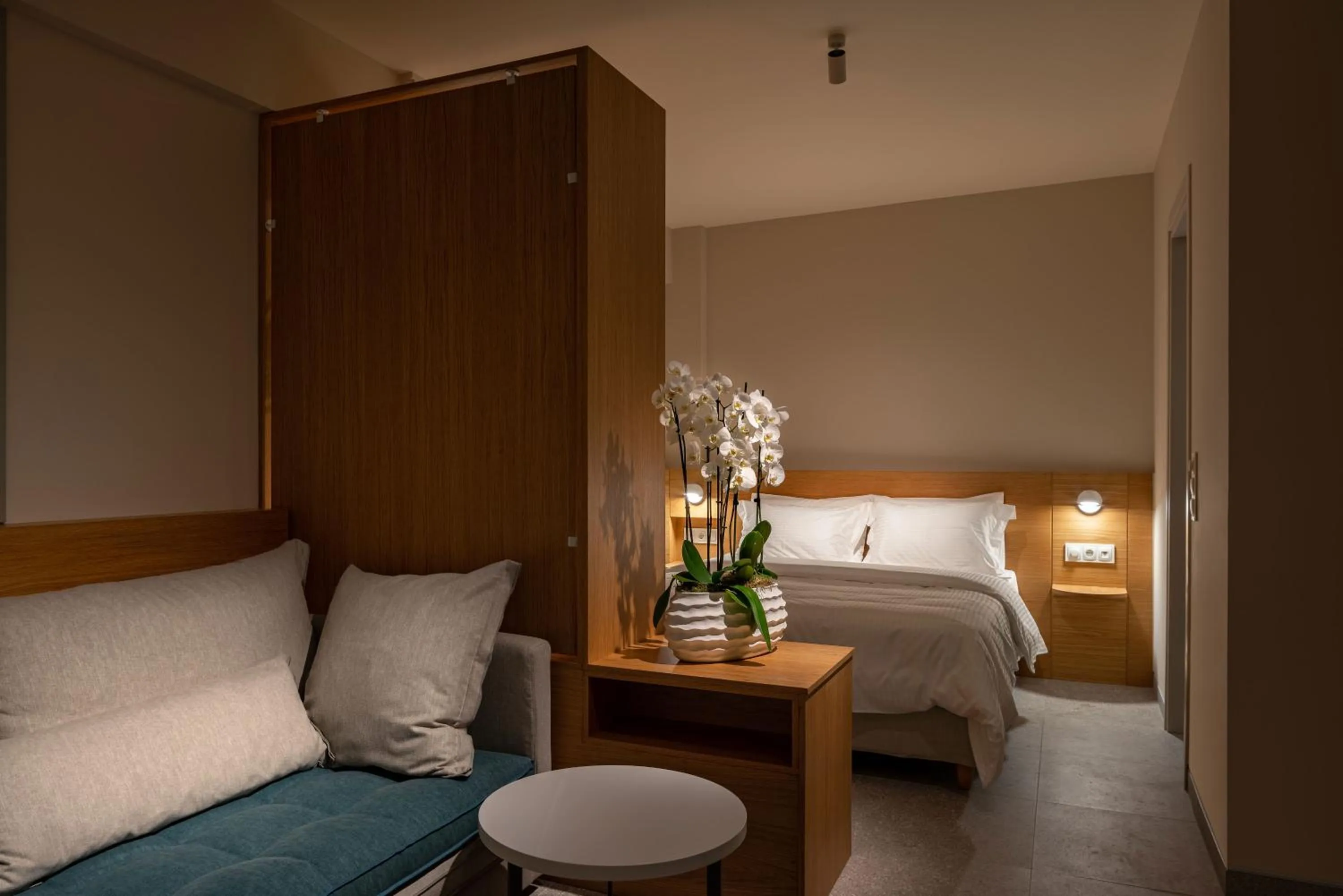 Photo of the whole room, Bed in Townhouse Lefkada