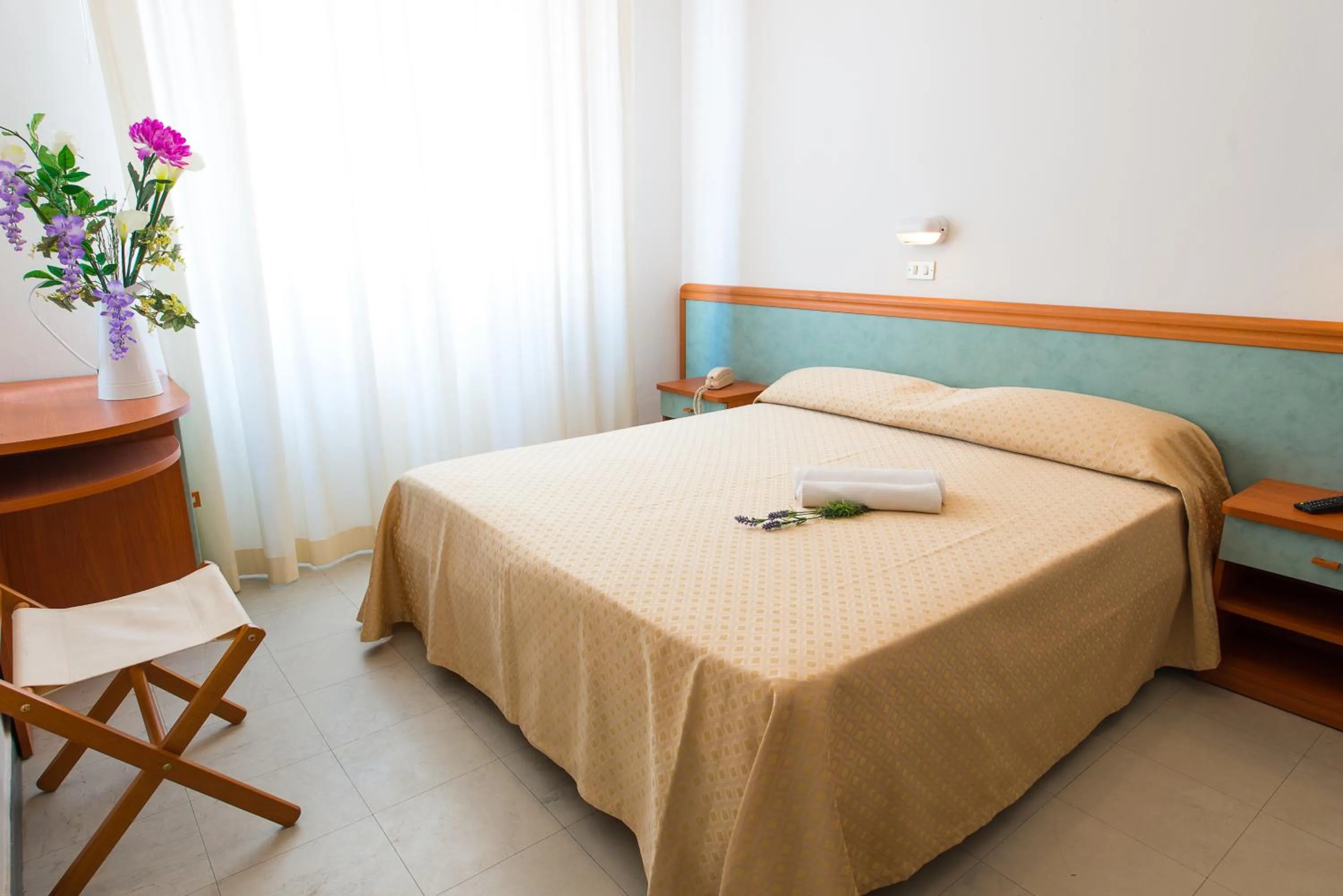 Bedroom in Hotel Sirena