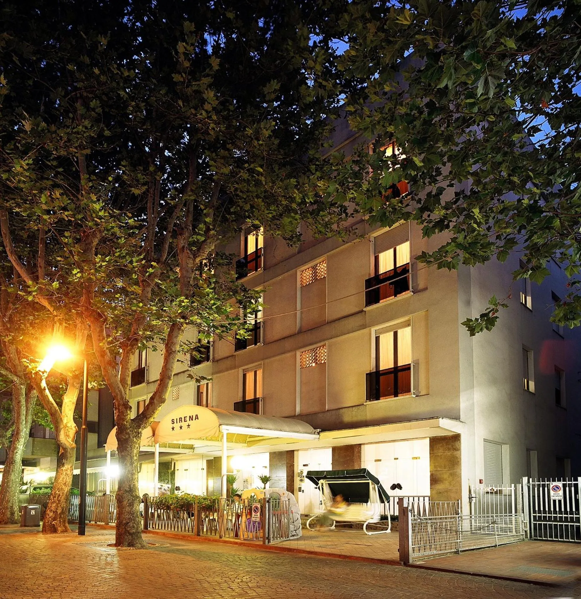 Facade/entrance in Hotel Sirena