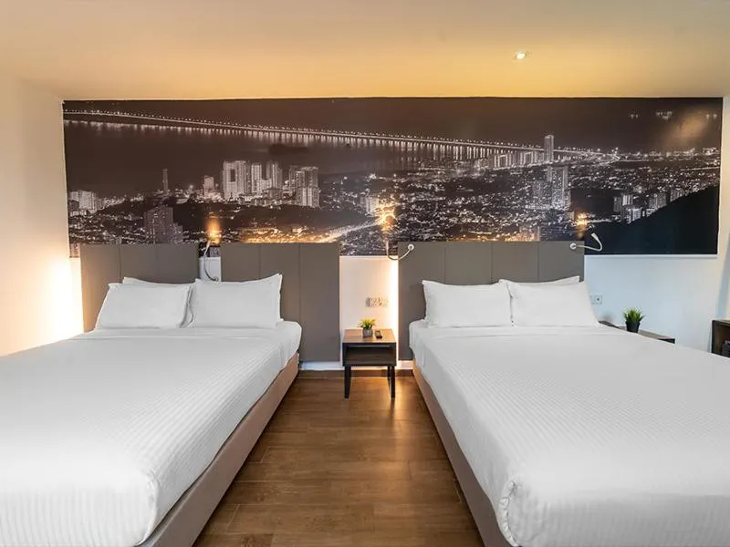 Bed in Travelodge Georgetown, Penang