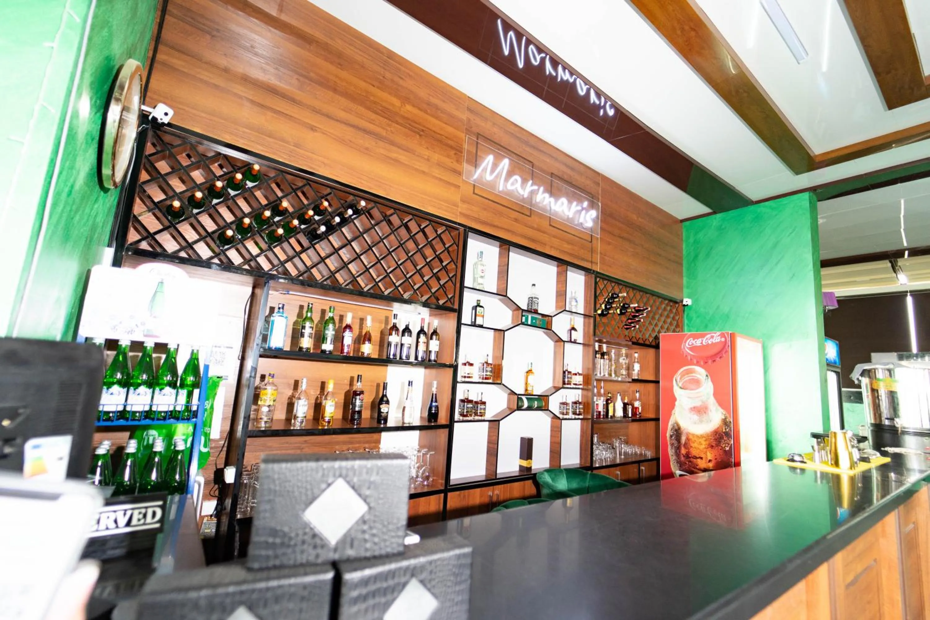 Restaurant/places to eat in Reikartz Bahor Bukhara