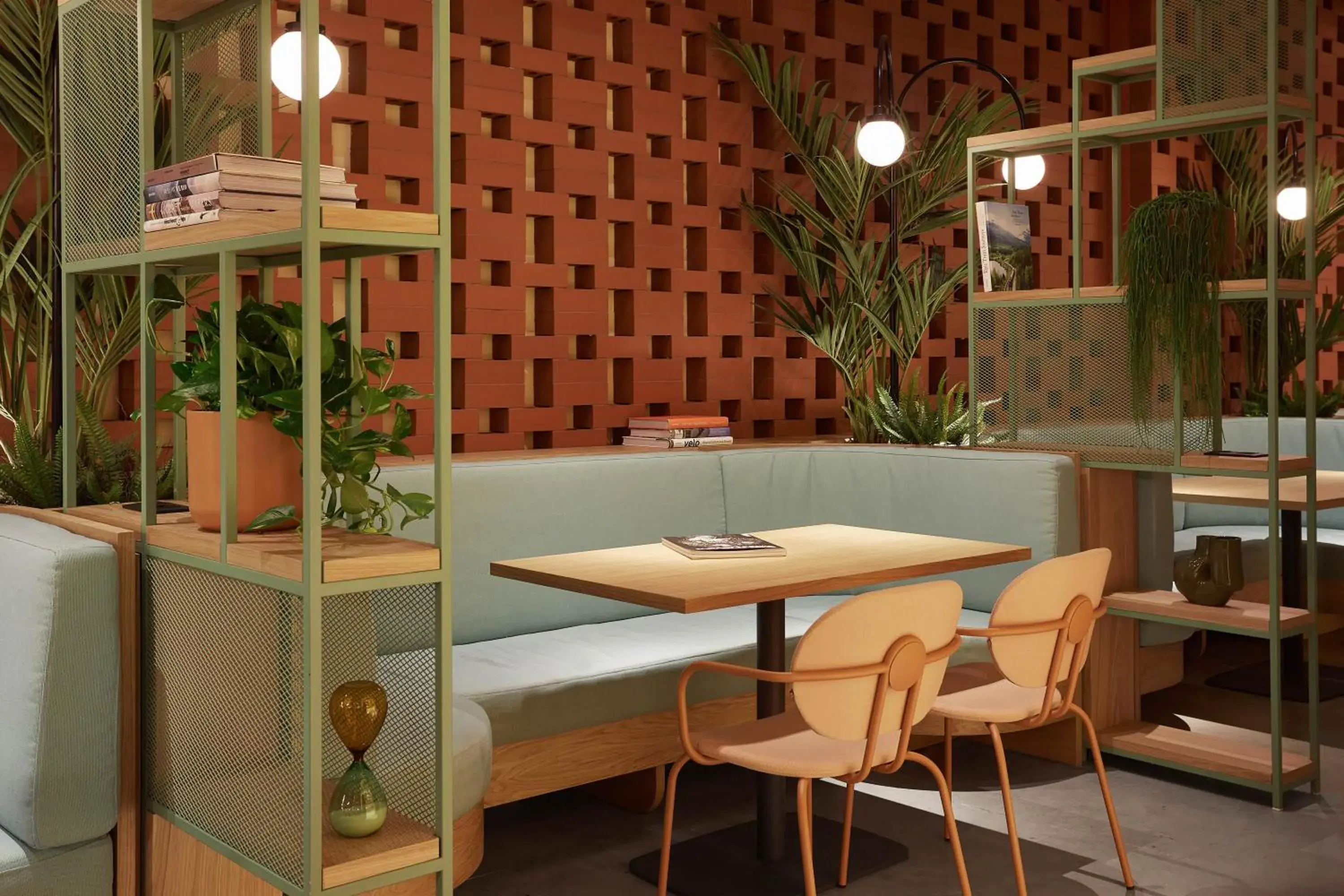 Restaurant/places to eat in The Social Hub Madrid 4 star Restaurant/places to eat in The Social Hub Madrid 4 star