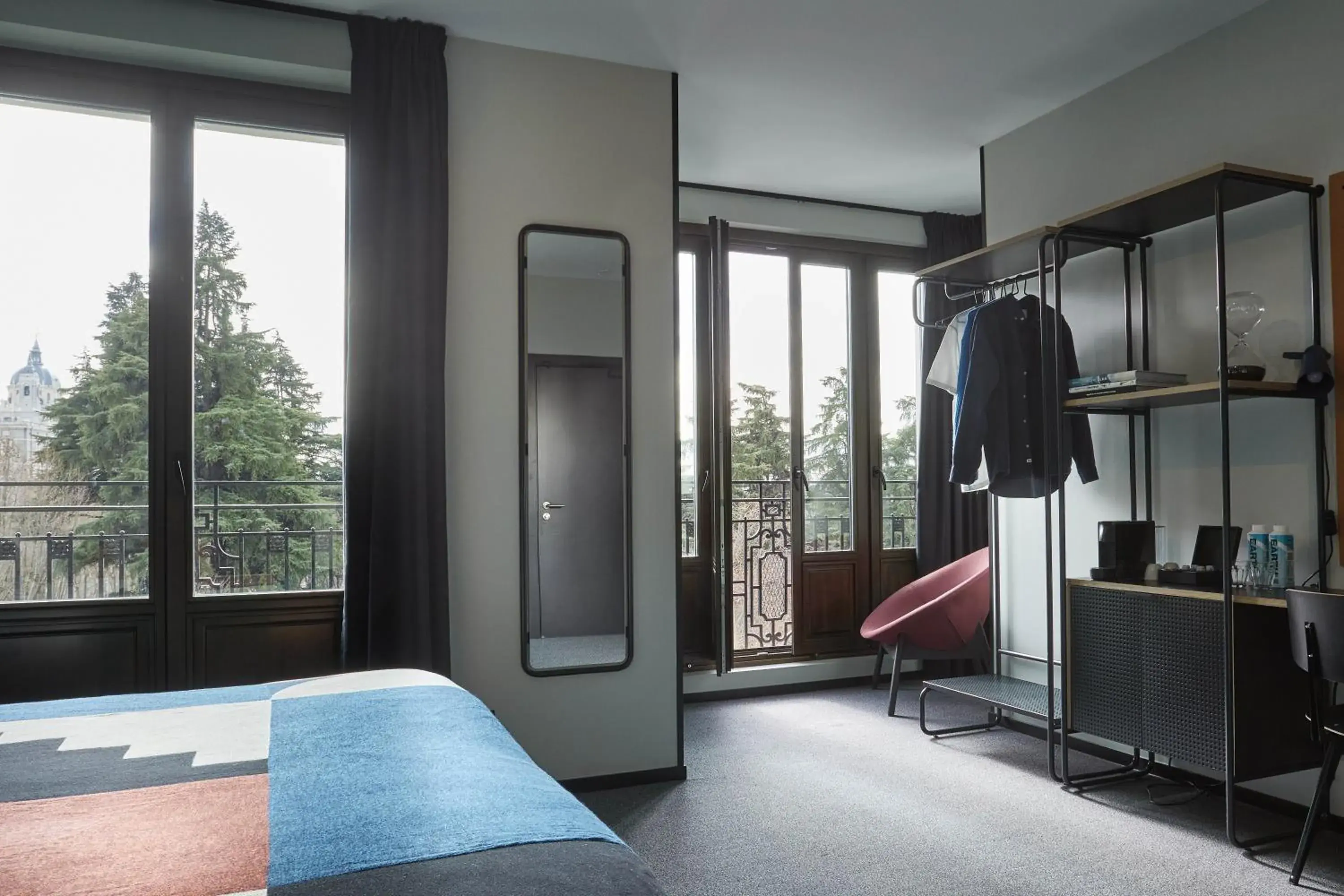 Photo of the whole room, Bed in The Social Hub Madrid 4 star Photo of the whole room, Bed in The Social Hub Madrid 4 star