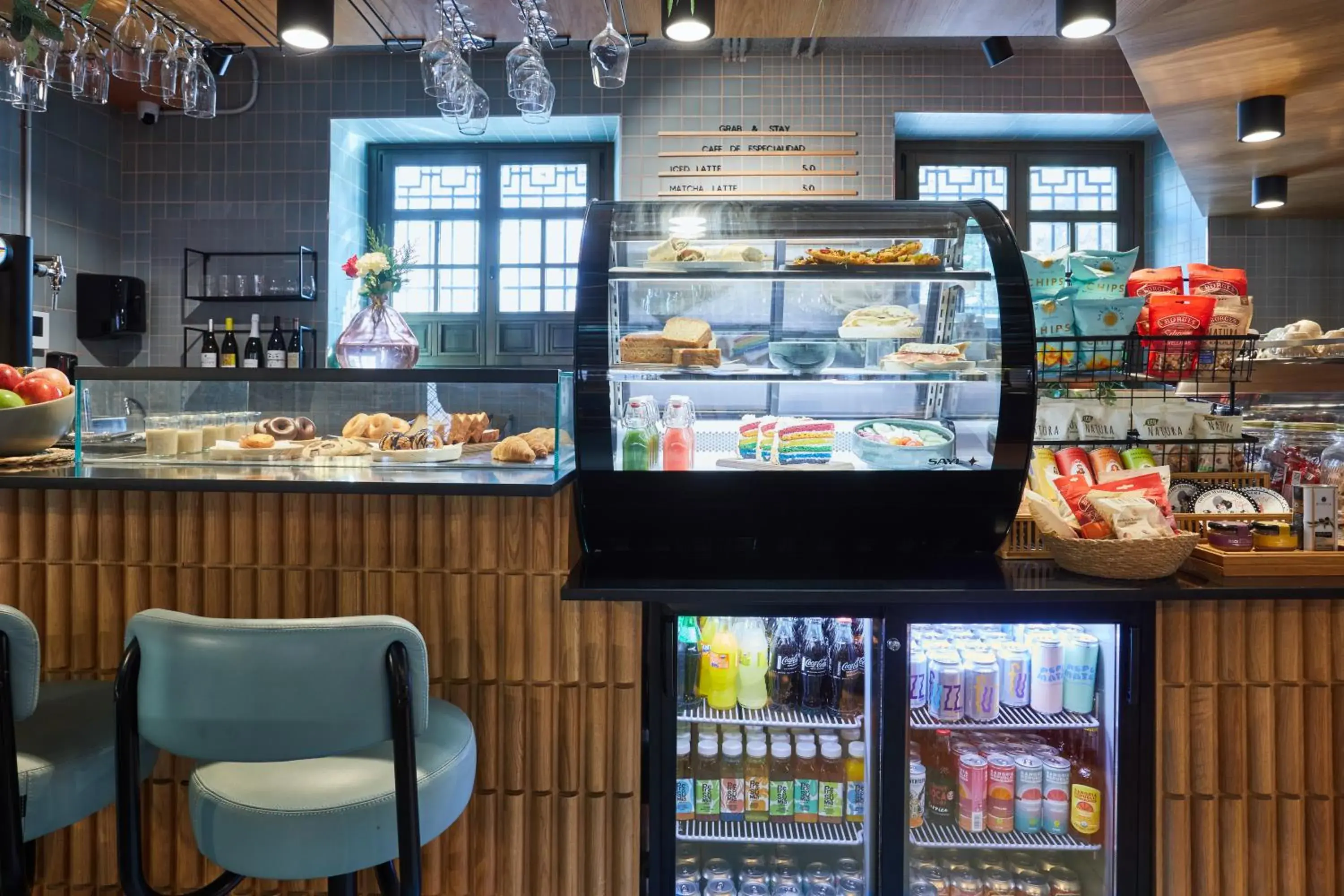 Restaurant/places to eat in The Social Hub Madrid 4 star Restaurant/places to eat in The Social Hub Madrid 4 star