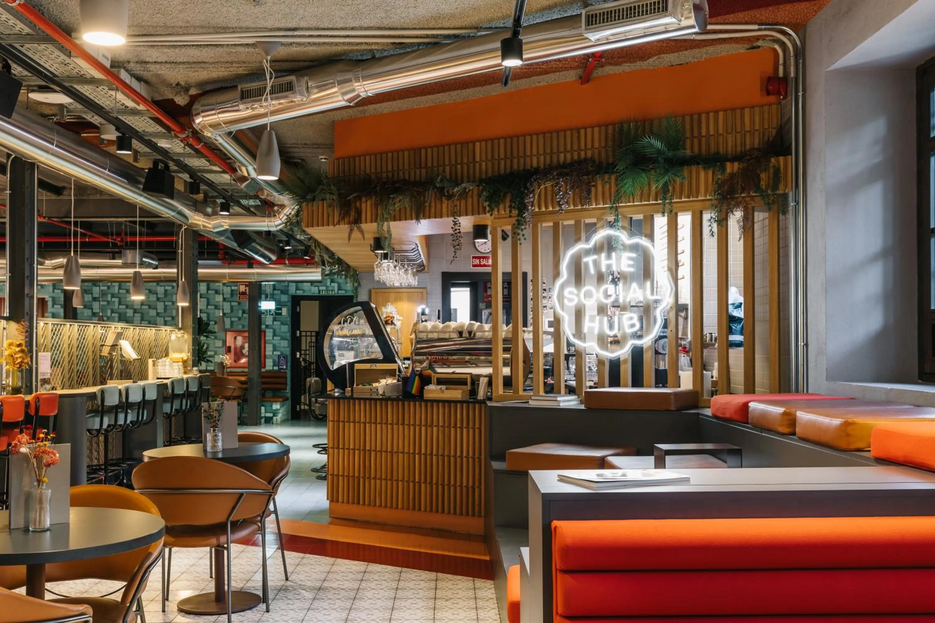 Restaurant/places to eat in The Social Hub Madrid