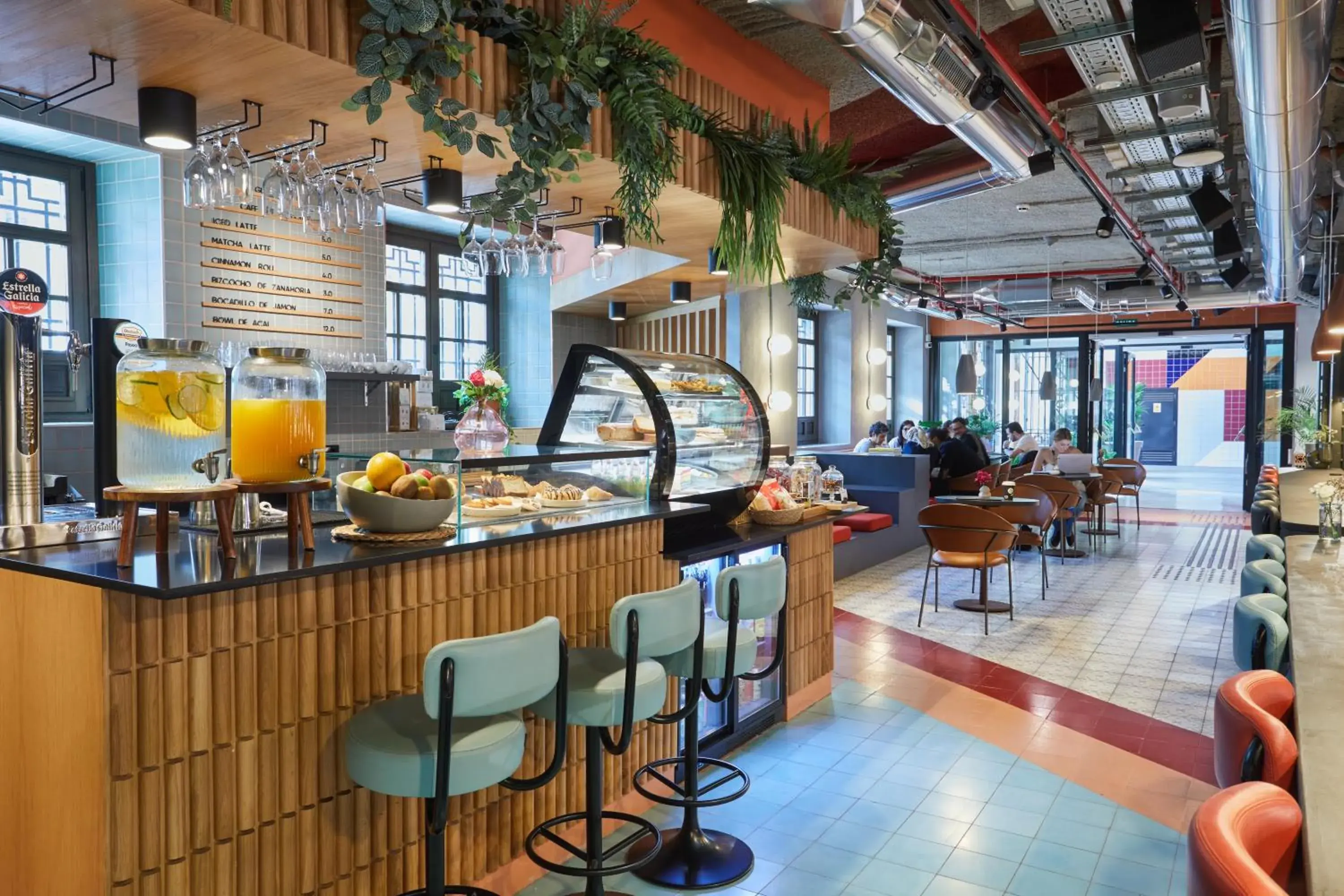 Restaurant/places to eat in The Social Hub Madrid Restaurant/places to eat in The Social Hub Madrid