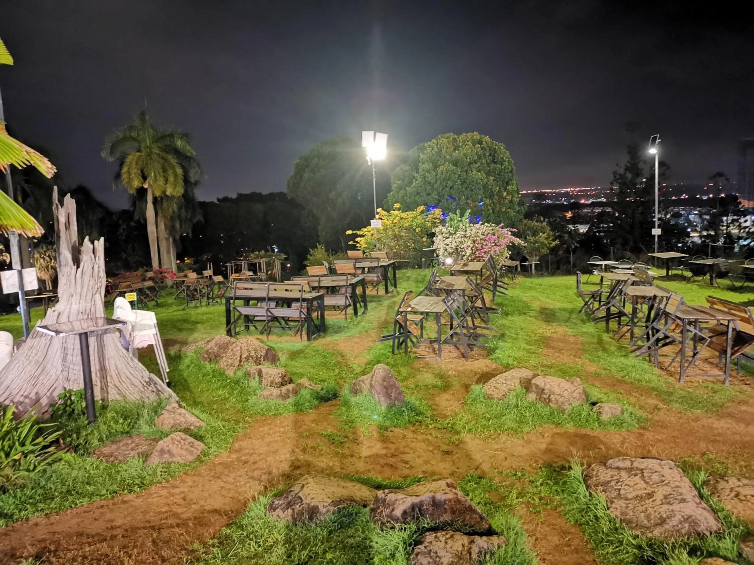 Garden in Bell Suite - The Premium Suite @ Sepang