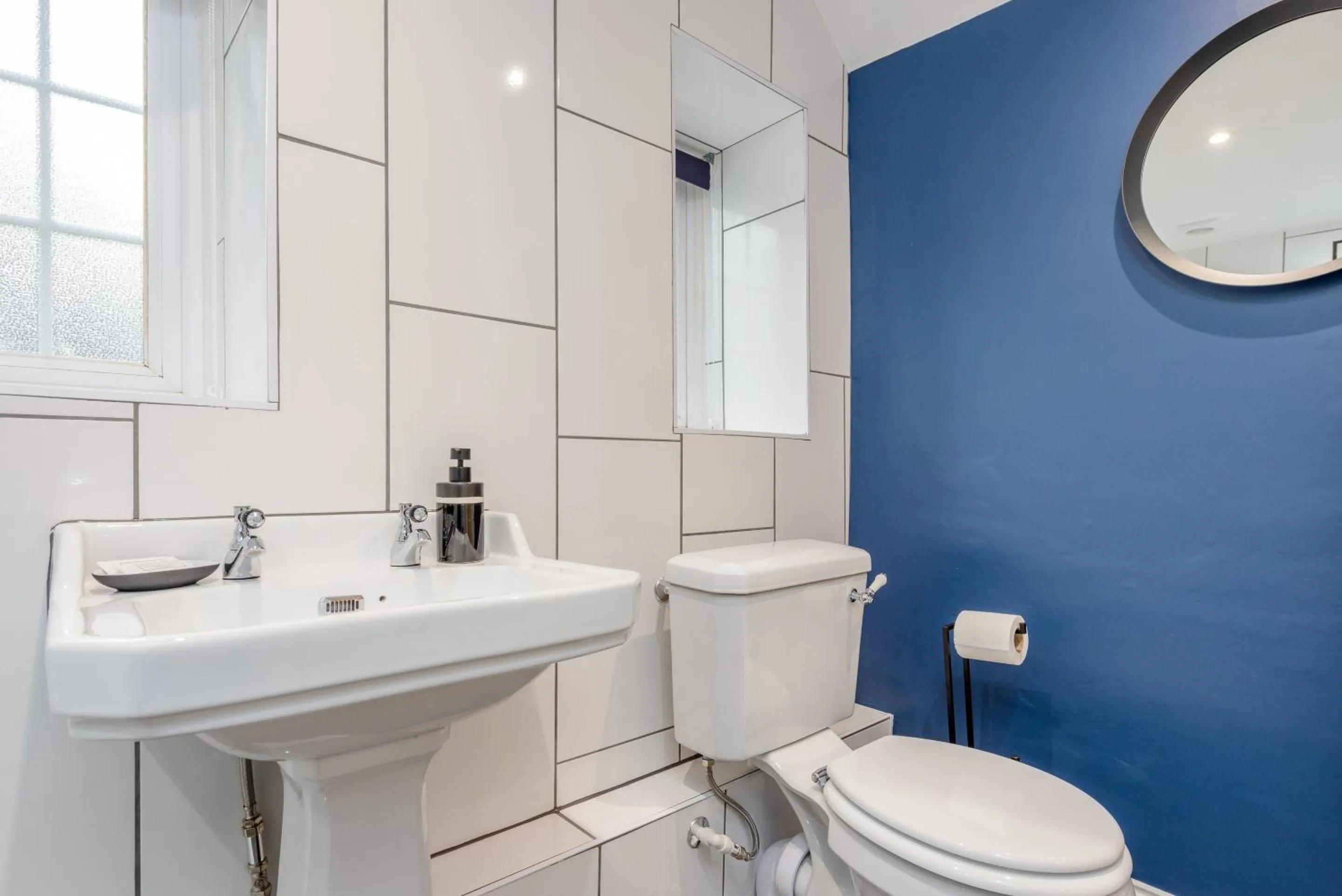 Bathroom in The Retreat New Forest