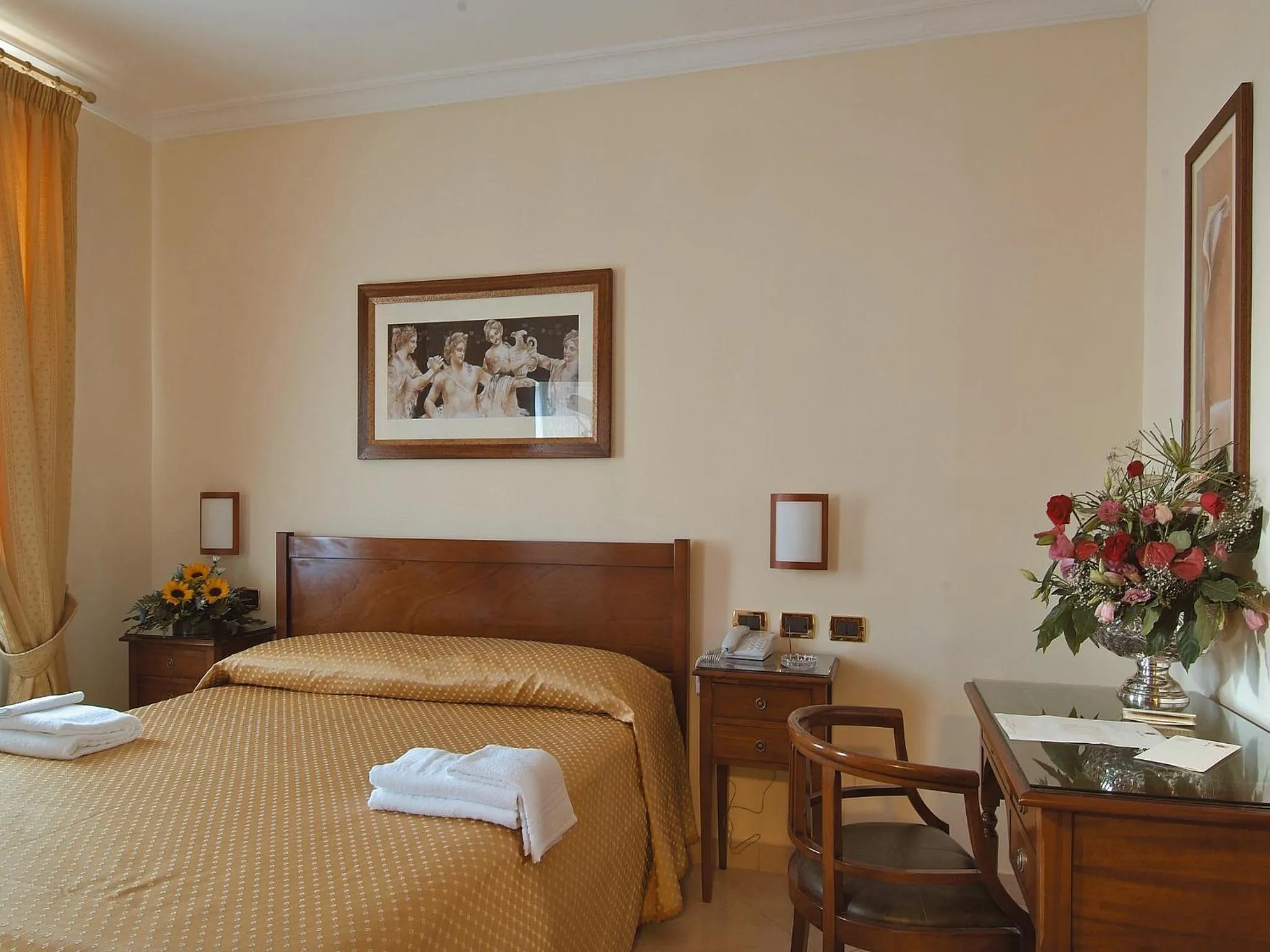 Photo of the whole room, Bed in Buono Hotel