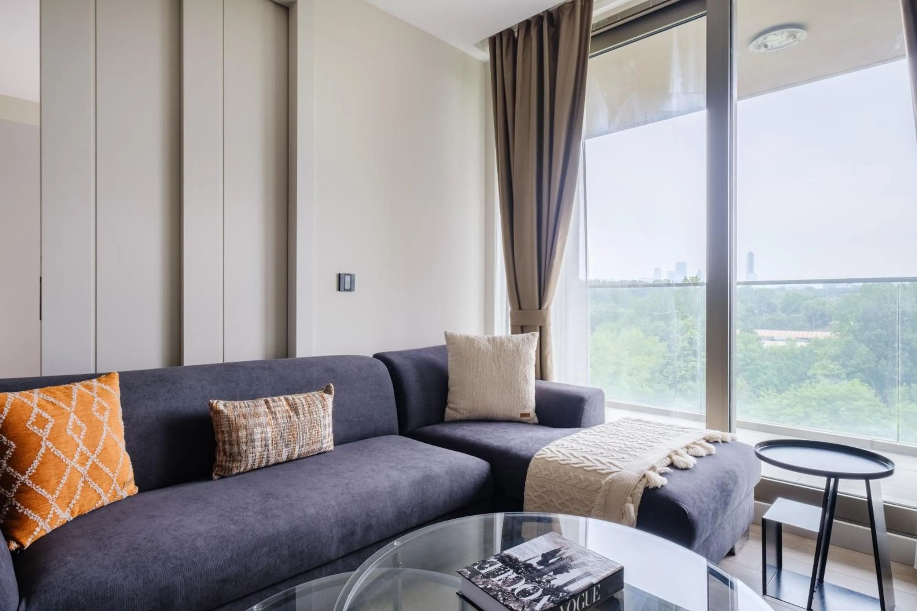 Living room in AS Maslak by NewInn