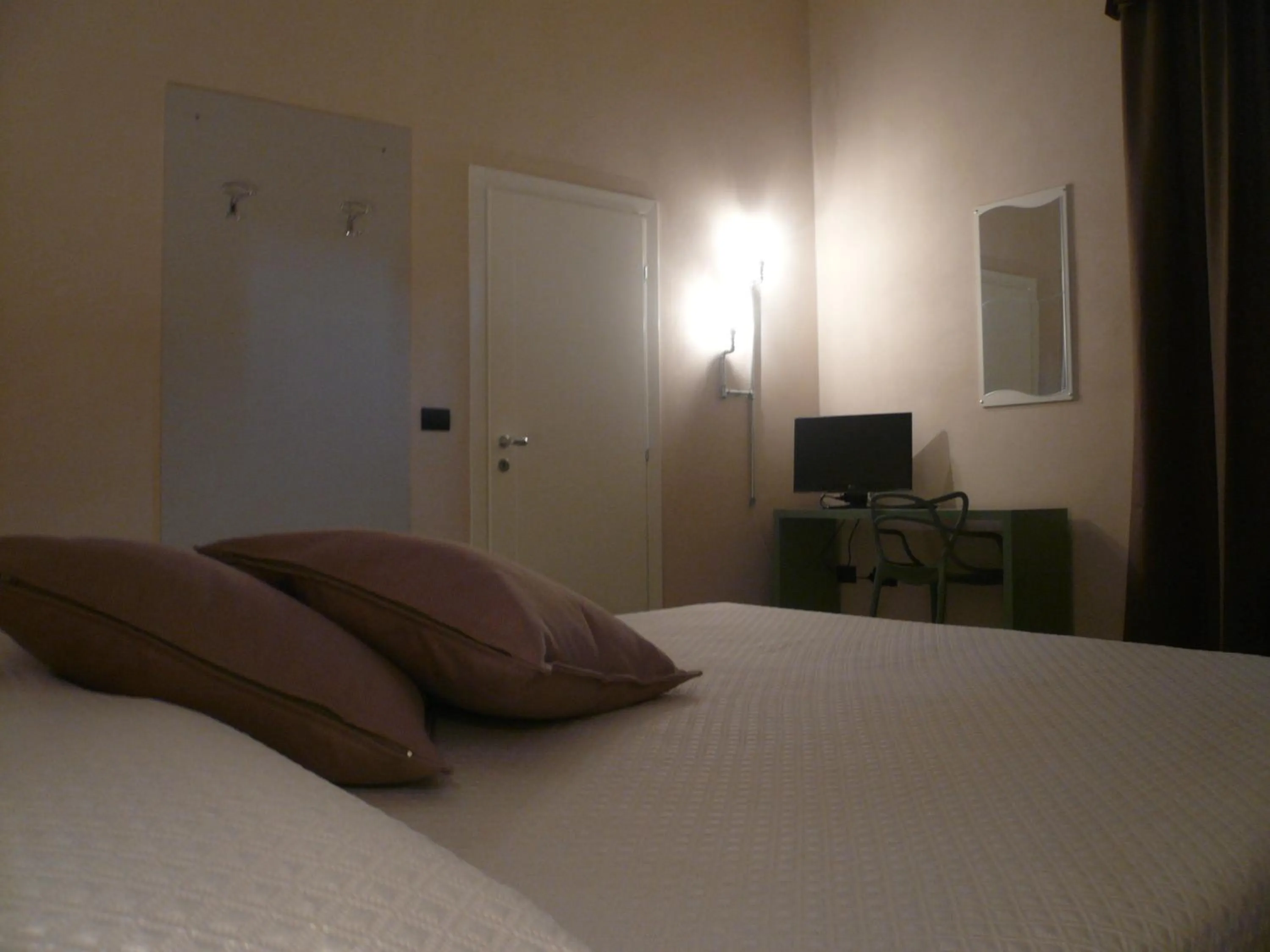 Bed in Lucca In Villa Elisa & Gentucca