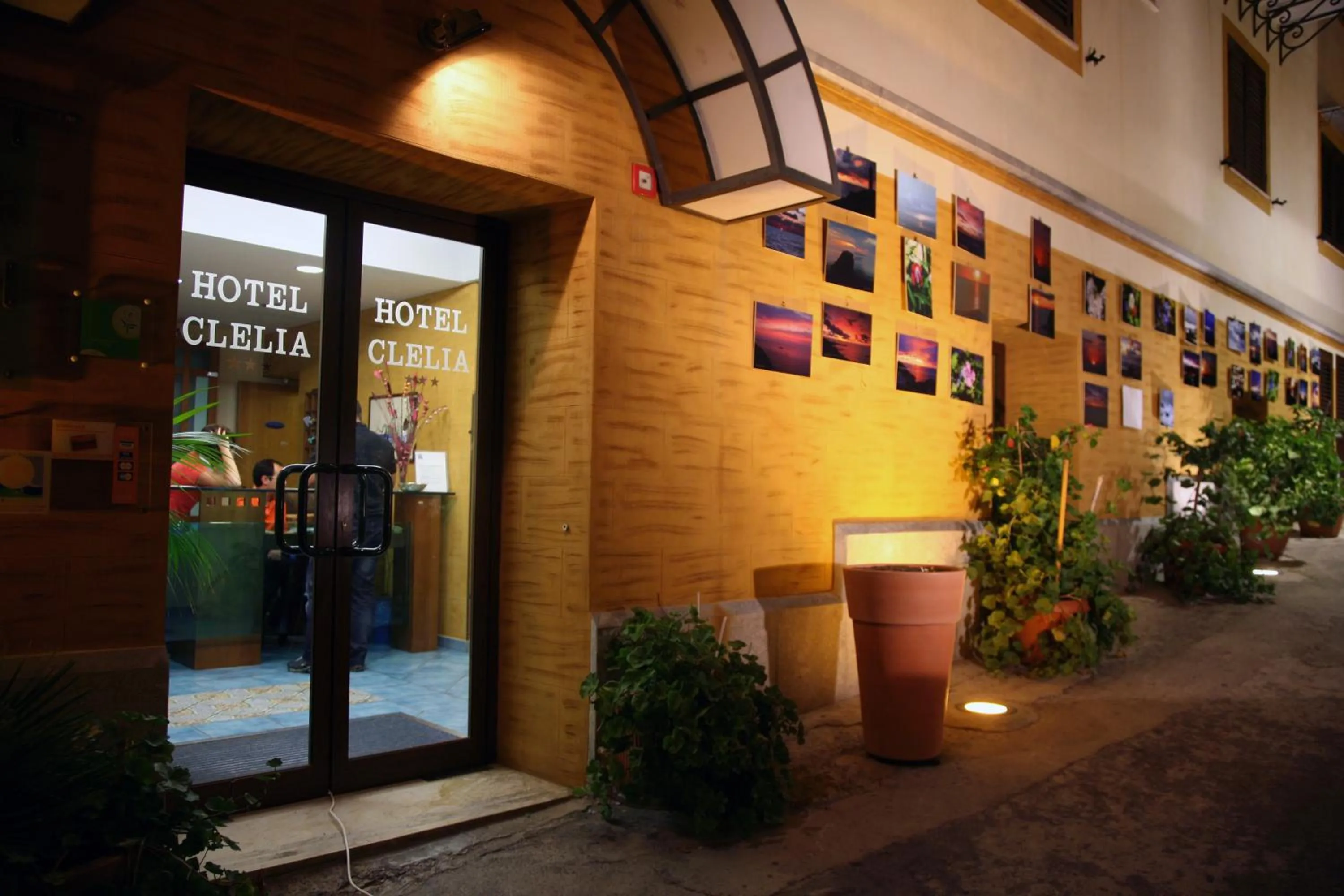 Facade/entrance in Hotel Clelia