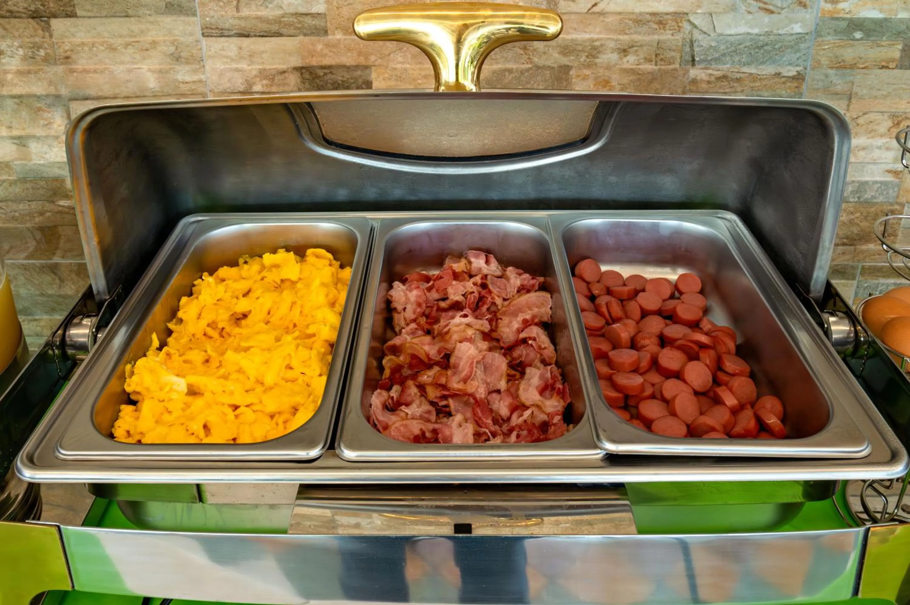 Buffet breakfast in Villa Corte Degli Dei