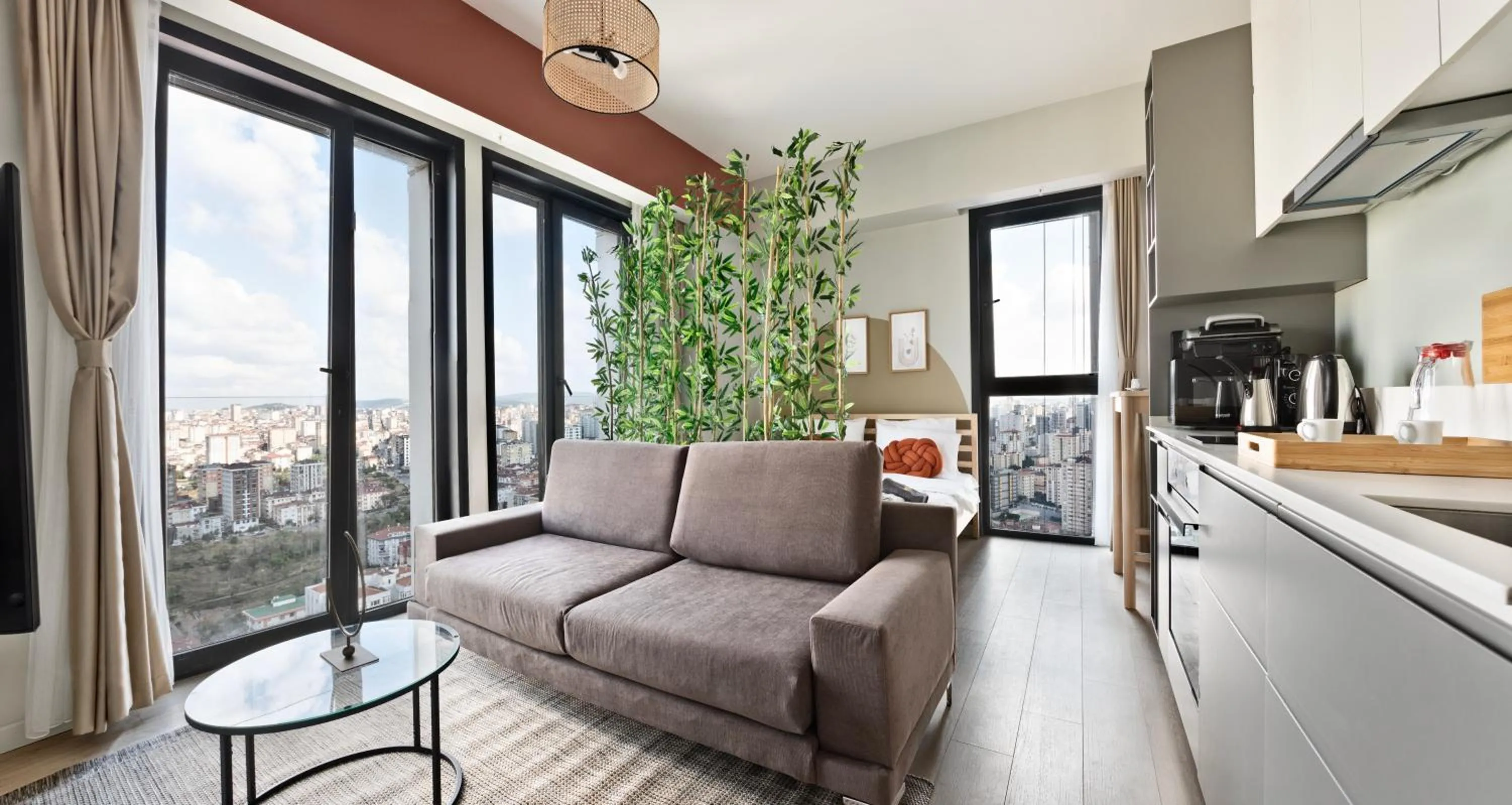 Kitchen or kitchenette in Roya Nova Residence by NewInn