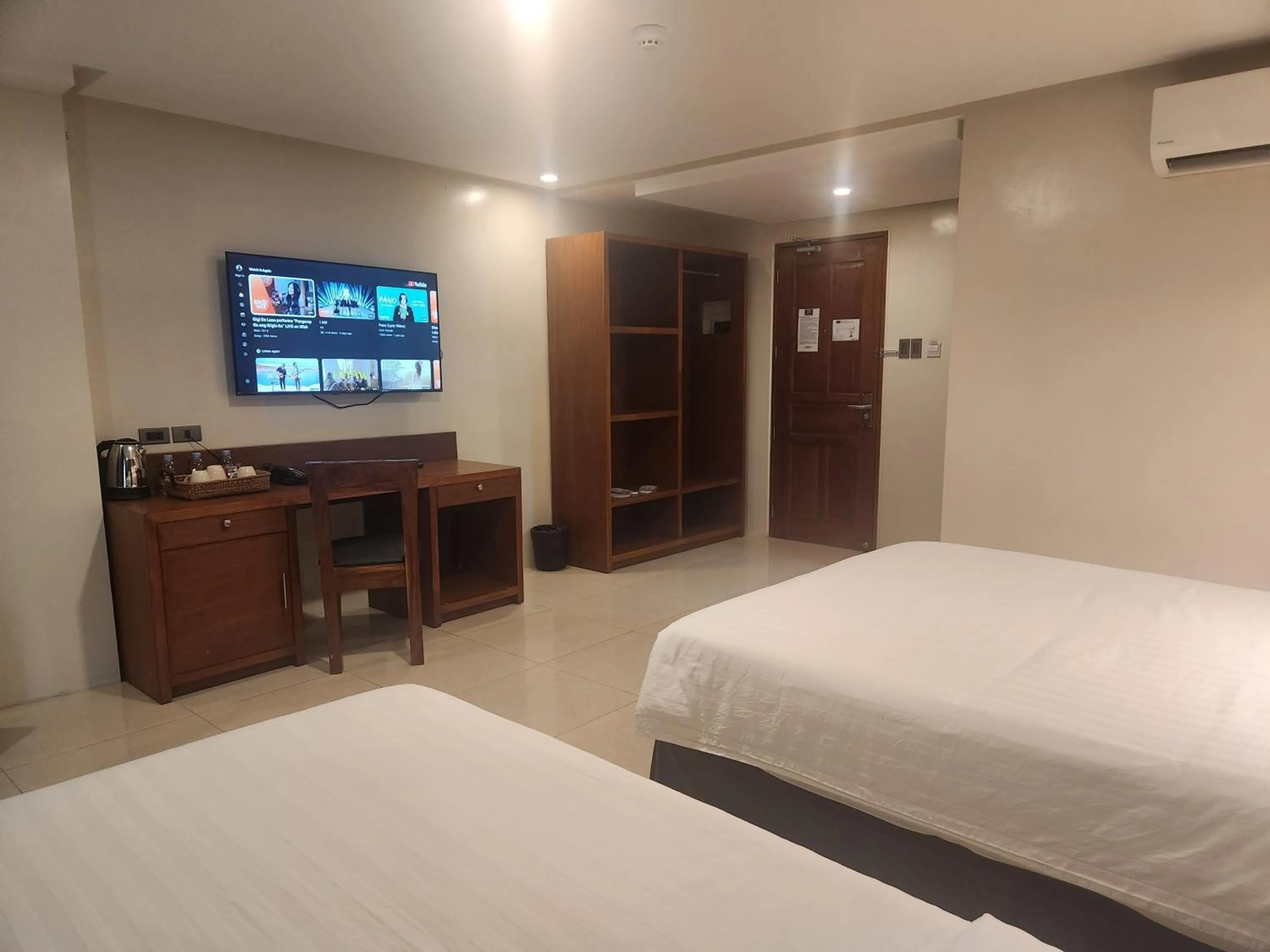 Photo of the whole room, Bed in Hotel Herencia 625