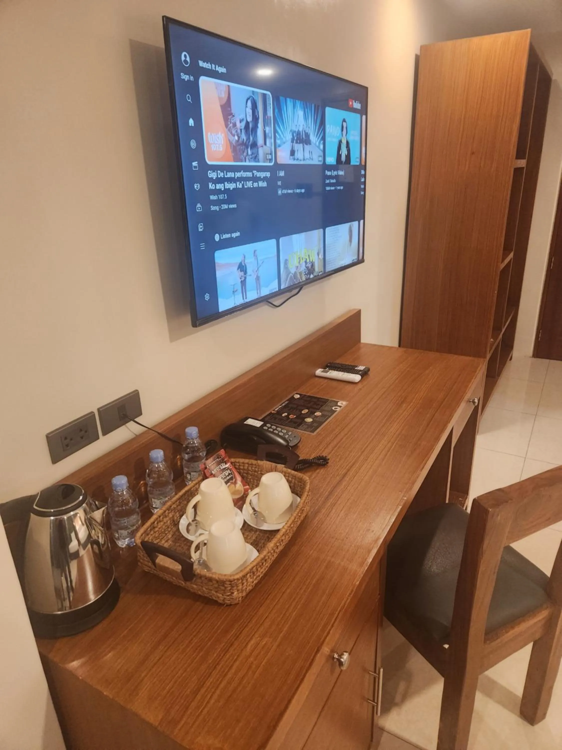 Coffee/tea facilities in Hotel Herencia 625