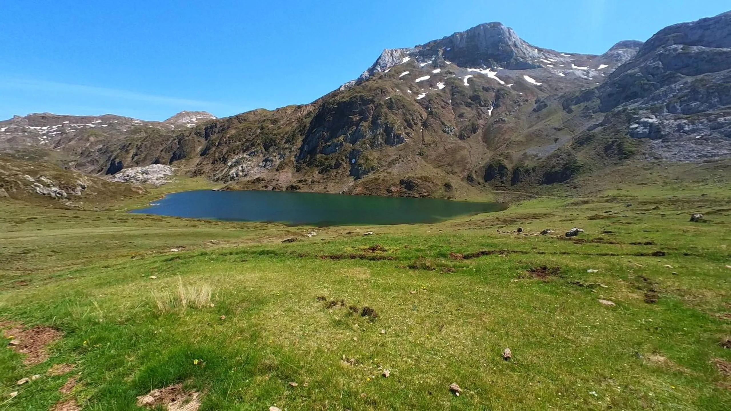 Natural landscape in El Gato Gordo - bike & surf house