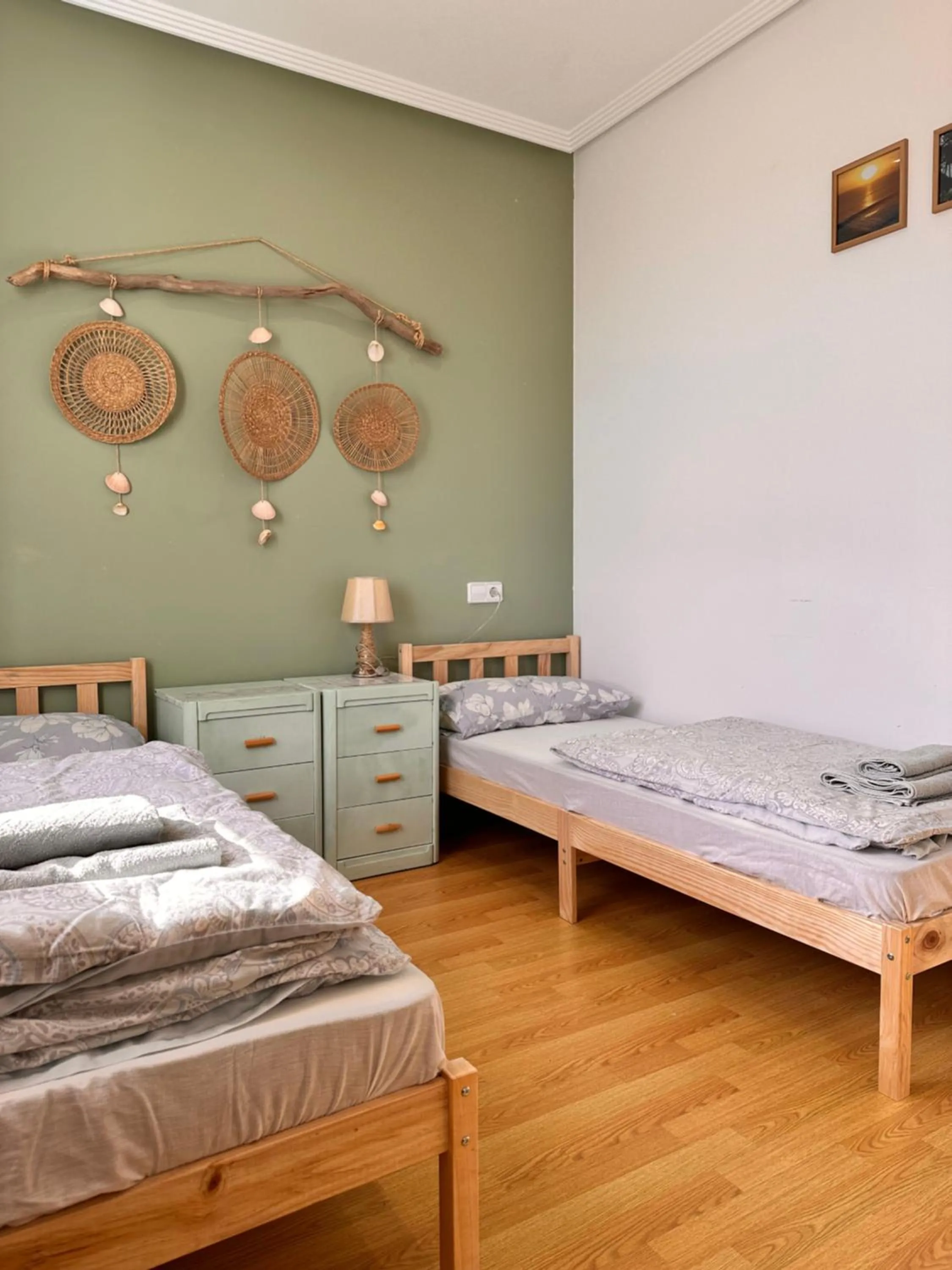 Bedroom, Bed in El Gato Gordo - bike & surf house