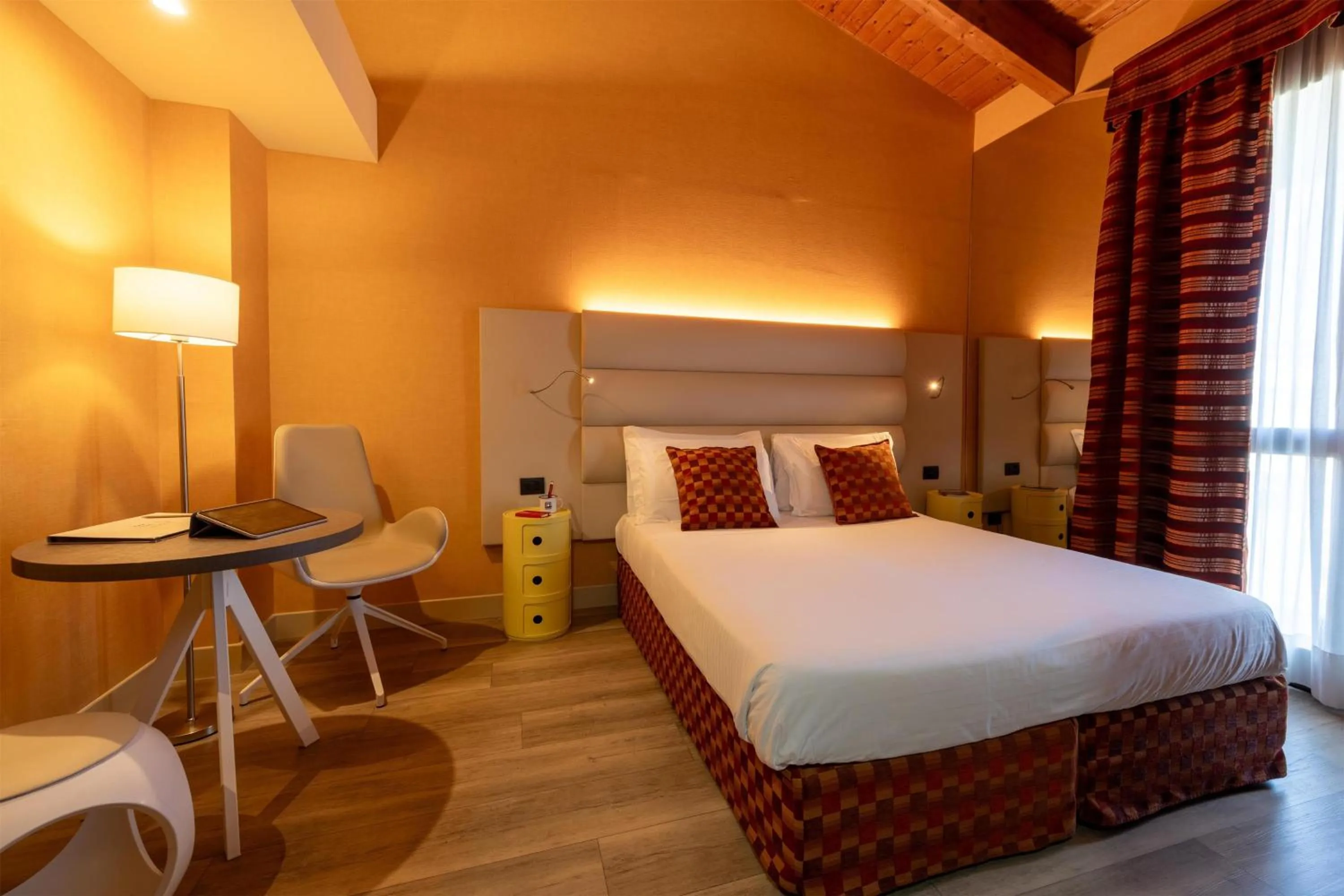 Bedroom, Bed in La Villa - Sure Hotel Collection by Best Western