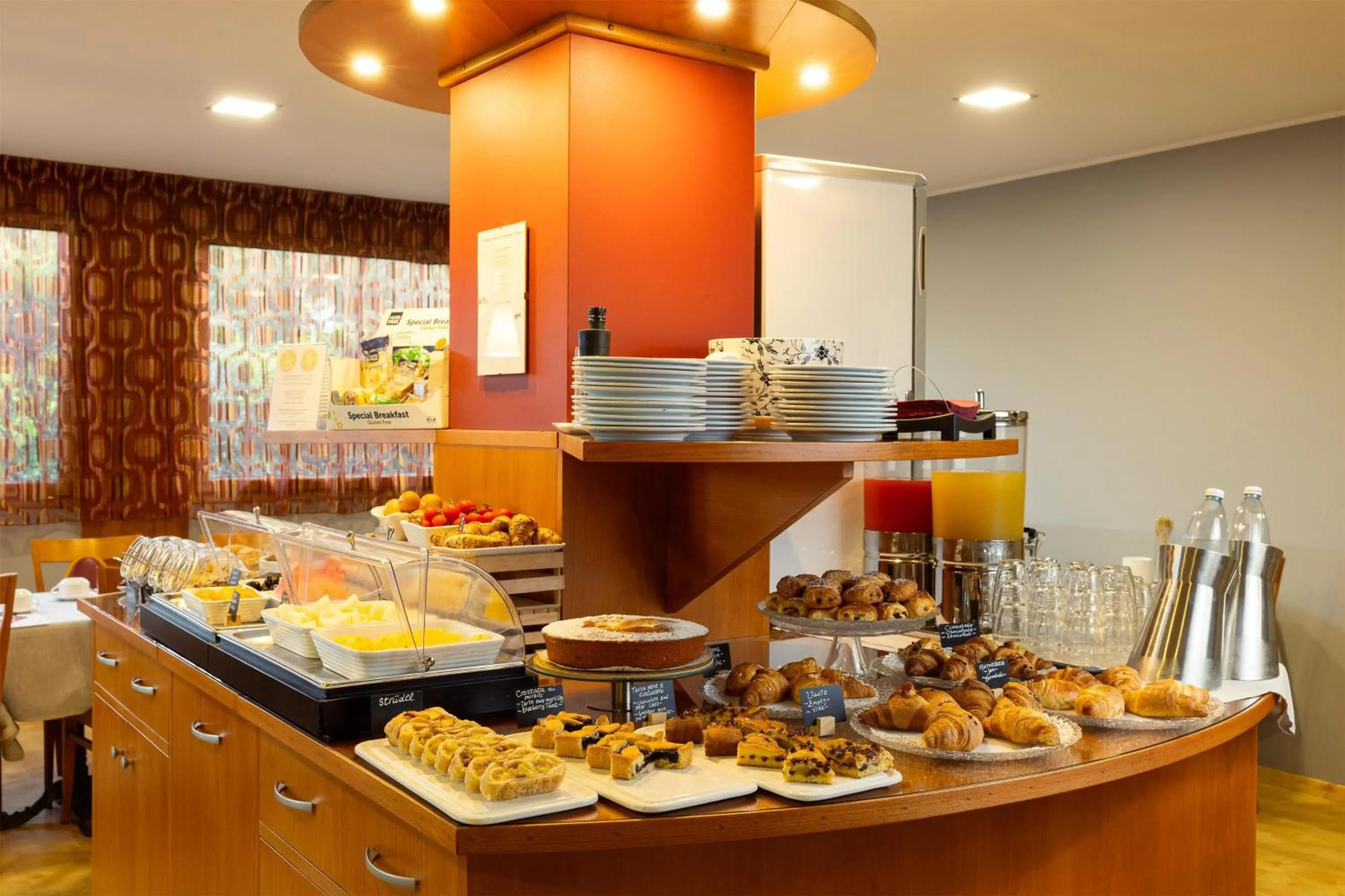 Breakfast in La Villa - Sure Hotel Collection by Best Western