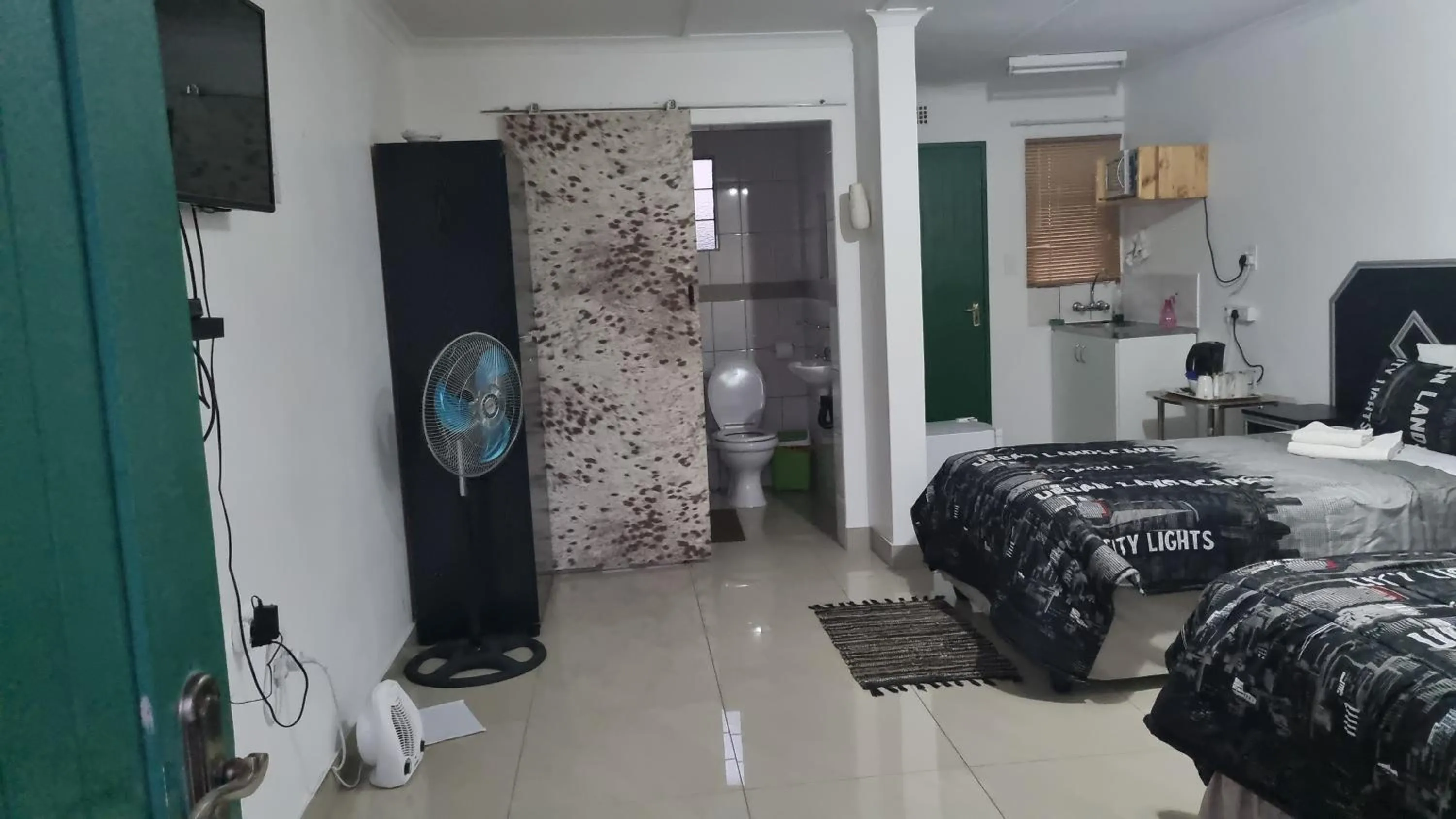 TV and multimedia, Bed in Viks Bed and Breakfast