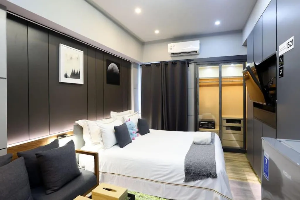 Bed in Amandalu at Orchard apartemen