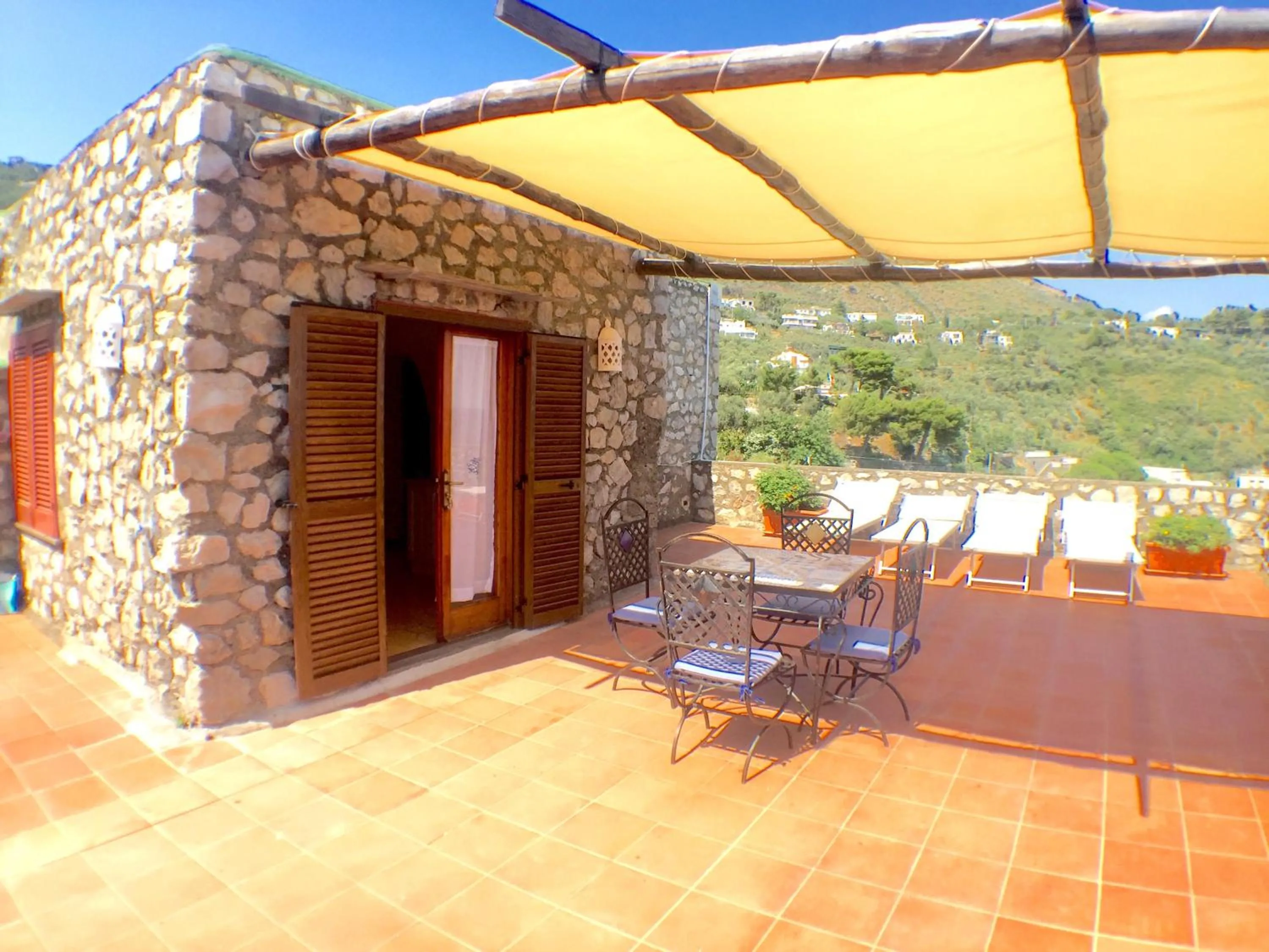 Sea view in Torre Turbolo Apartments