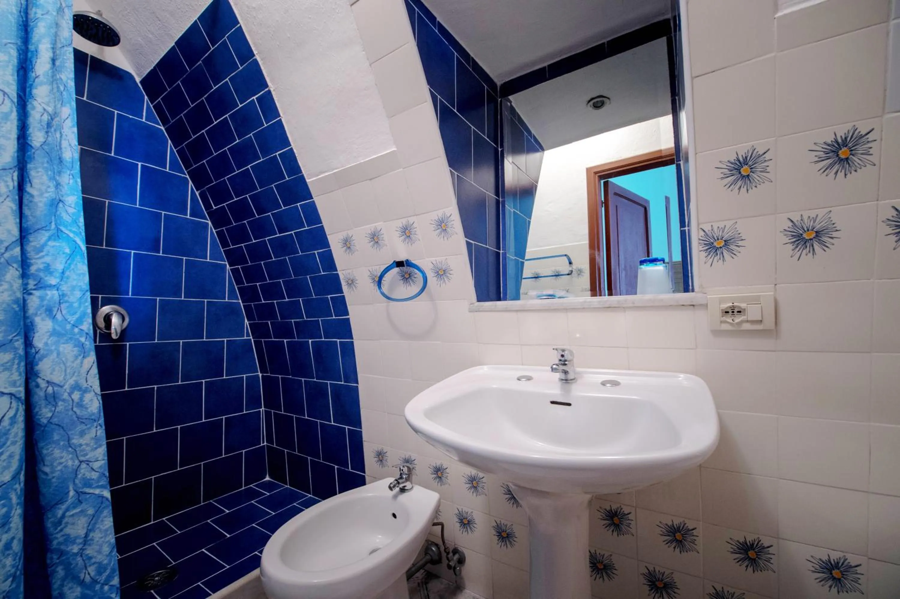 Bathroom in Torre Turbolo Apartments