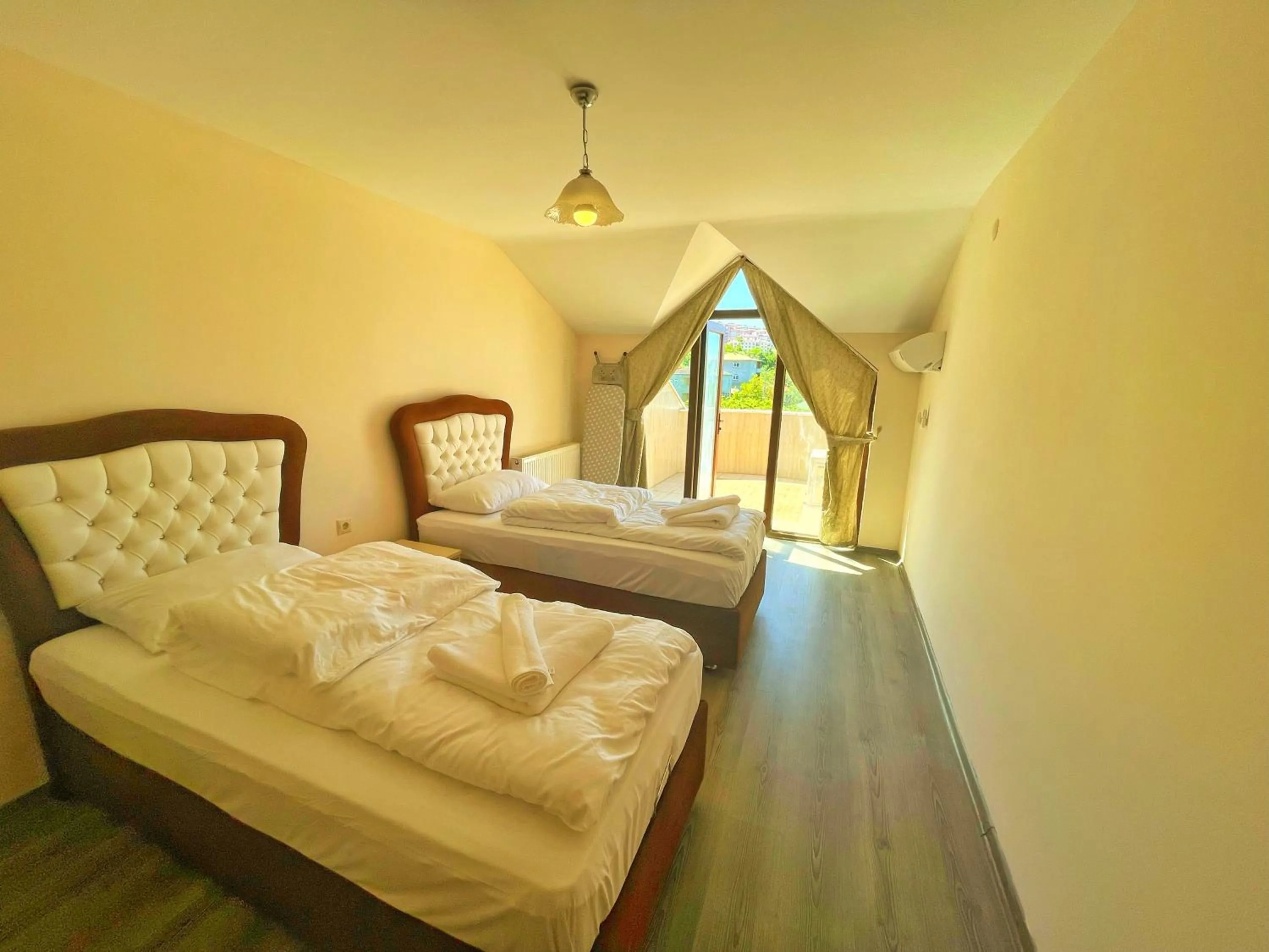 children, Bed in LUSTRA GARDEN SUİTE