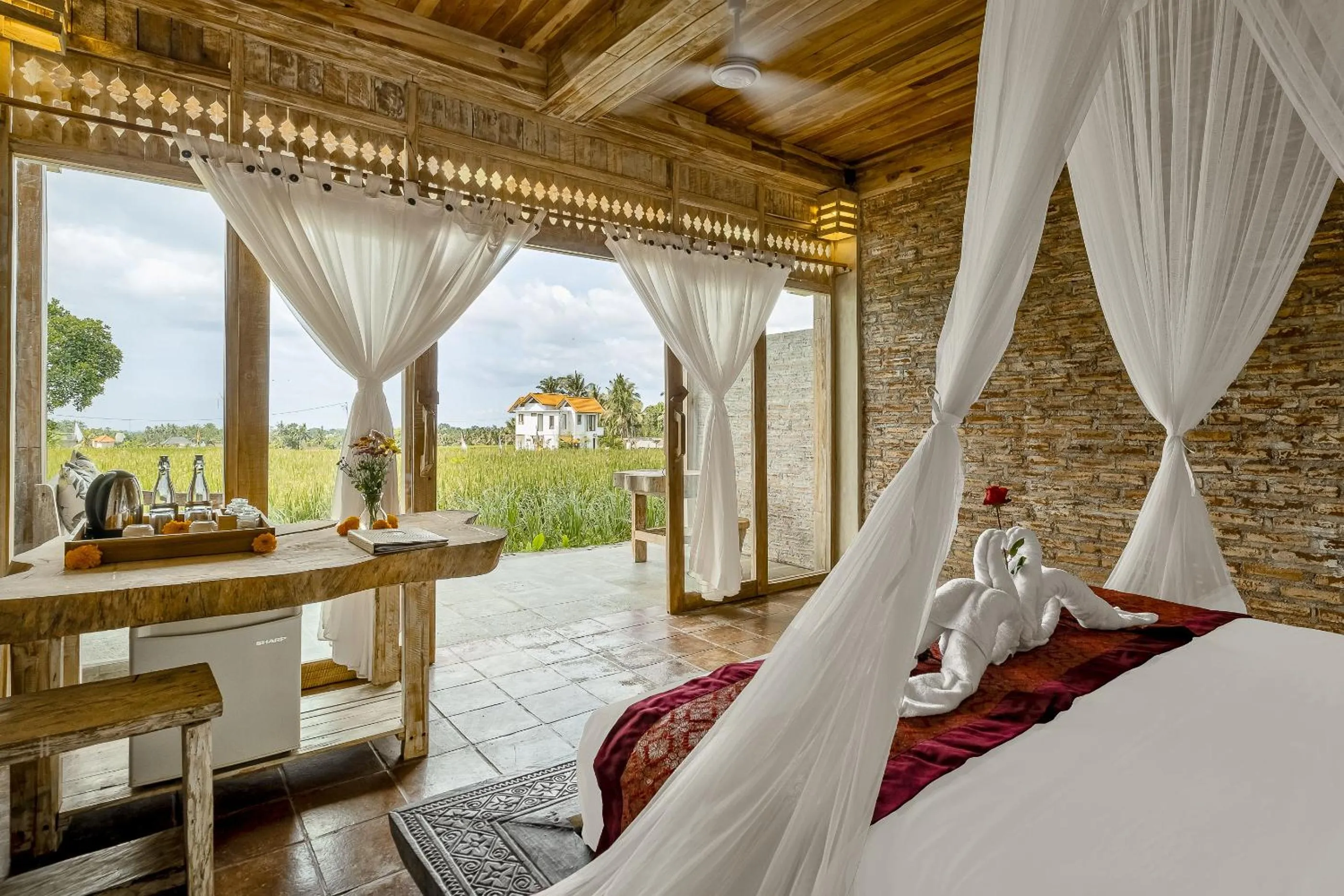 Bed in Joglo Organik Guesthouse