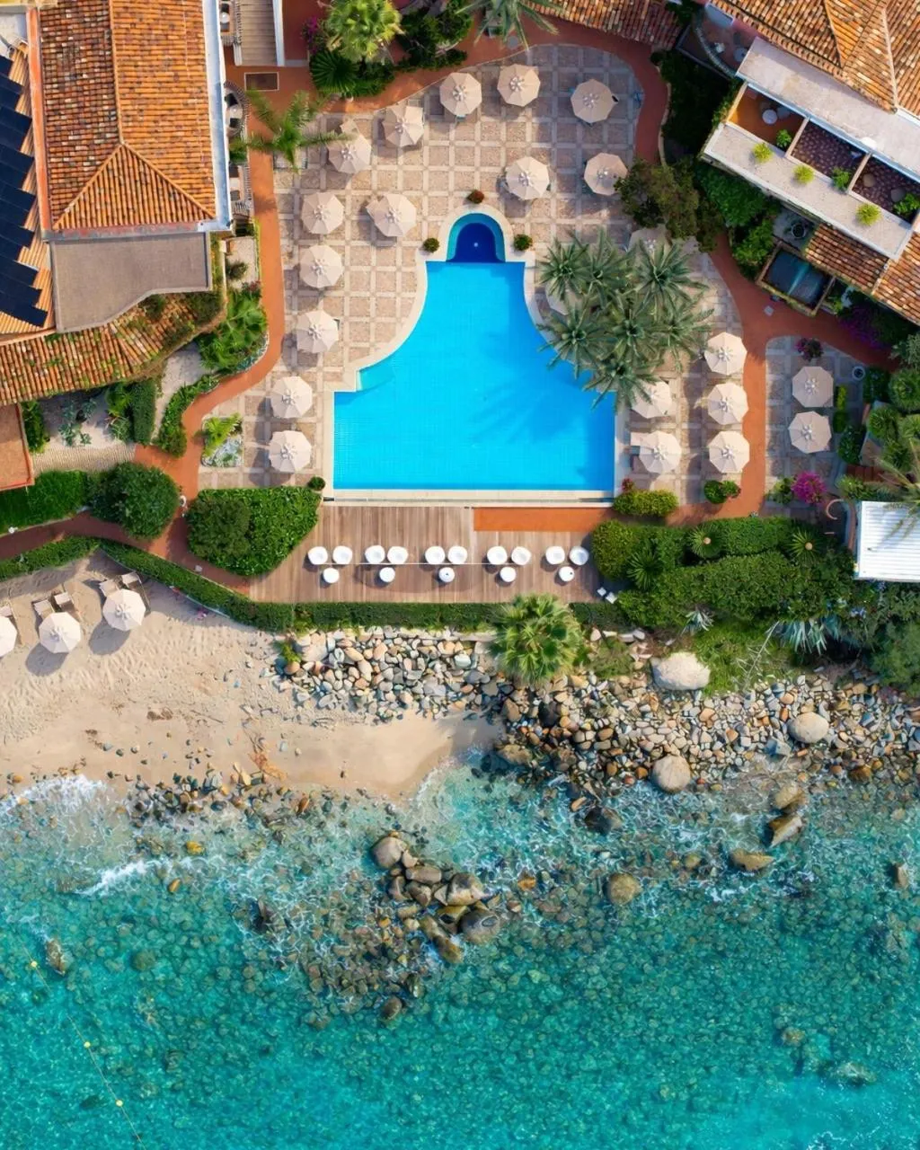 Swimming pool in Hotel La Bitta - Bovis Hotels