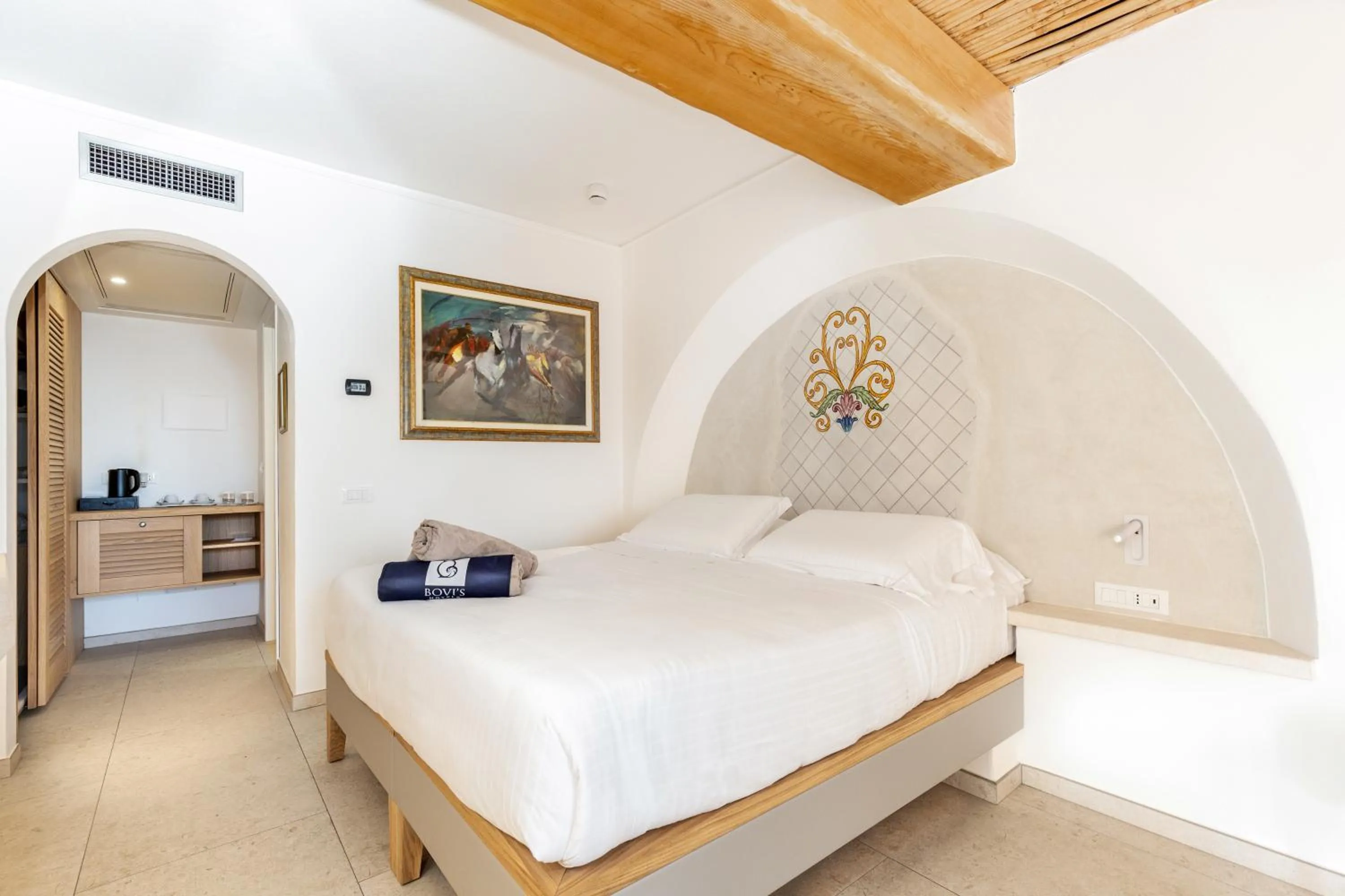 Photo of the whole room, Bed in Hotel La Bitta - Bovis Hotels