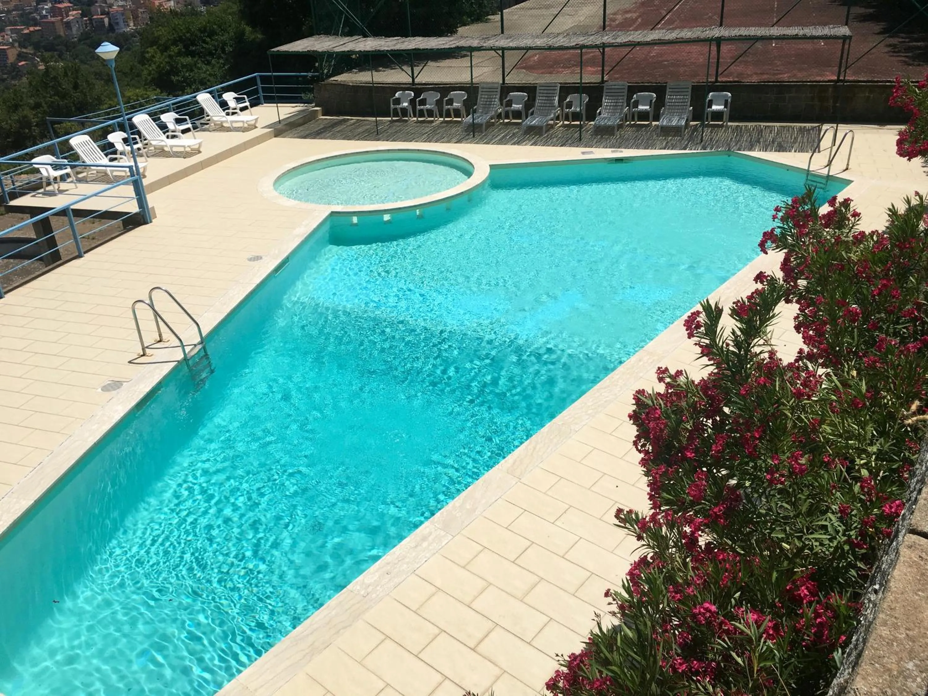Swimming pool in Hotel Villa Selene