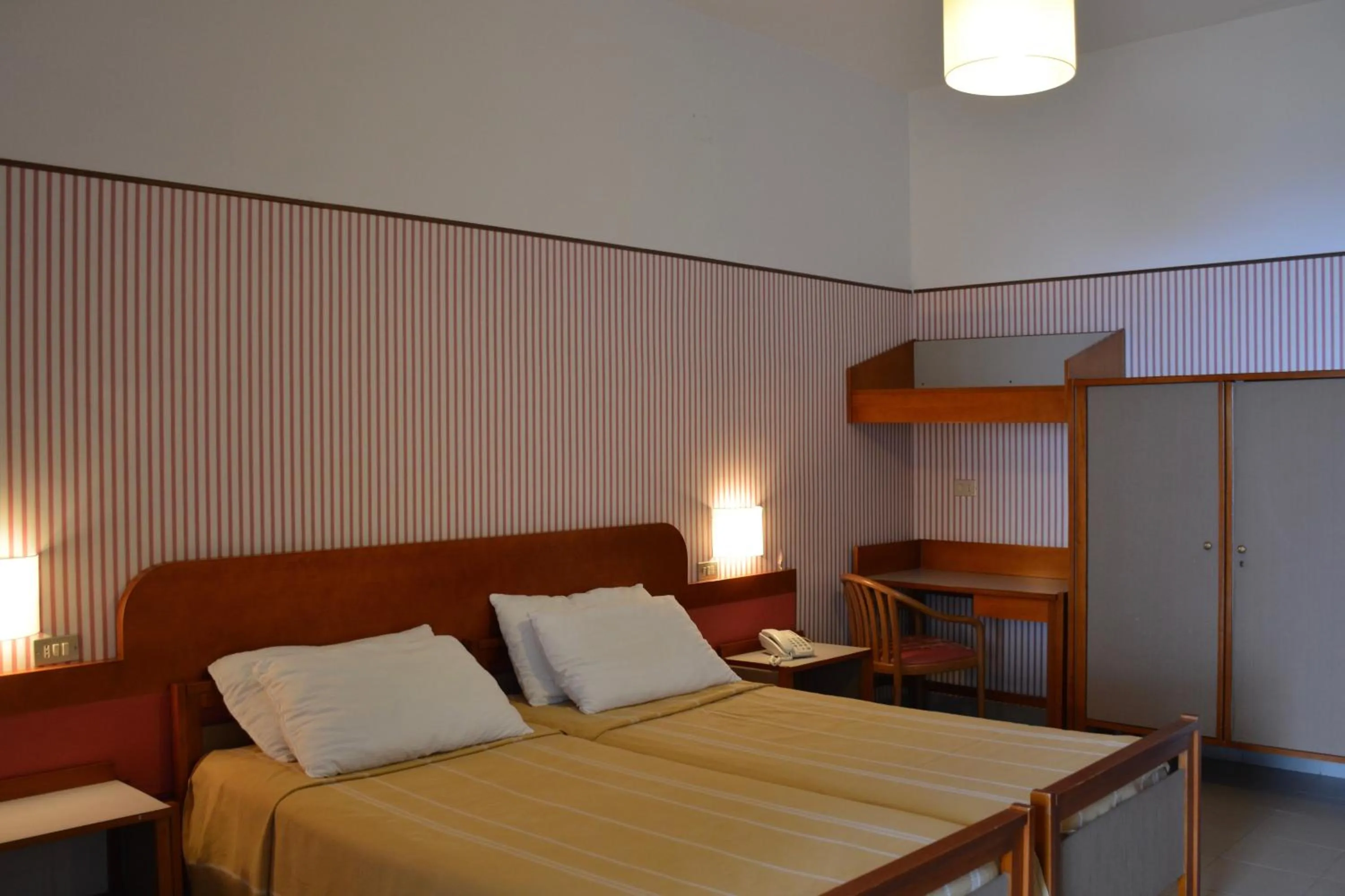 Photo of the whole room, Bed in Hotel Villa Selene