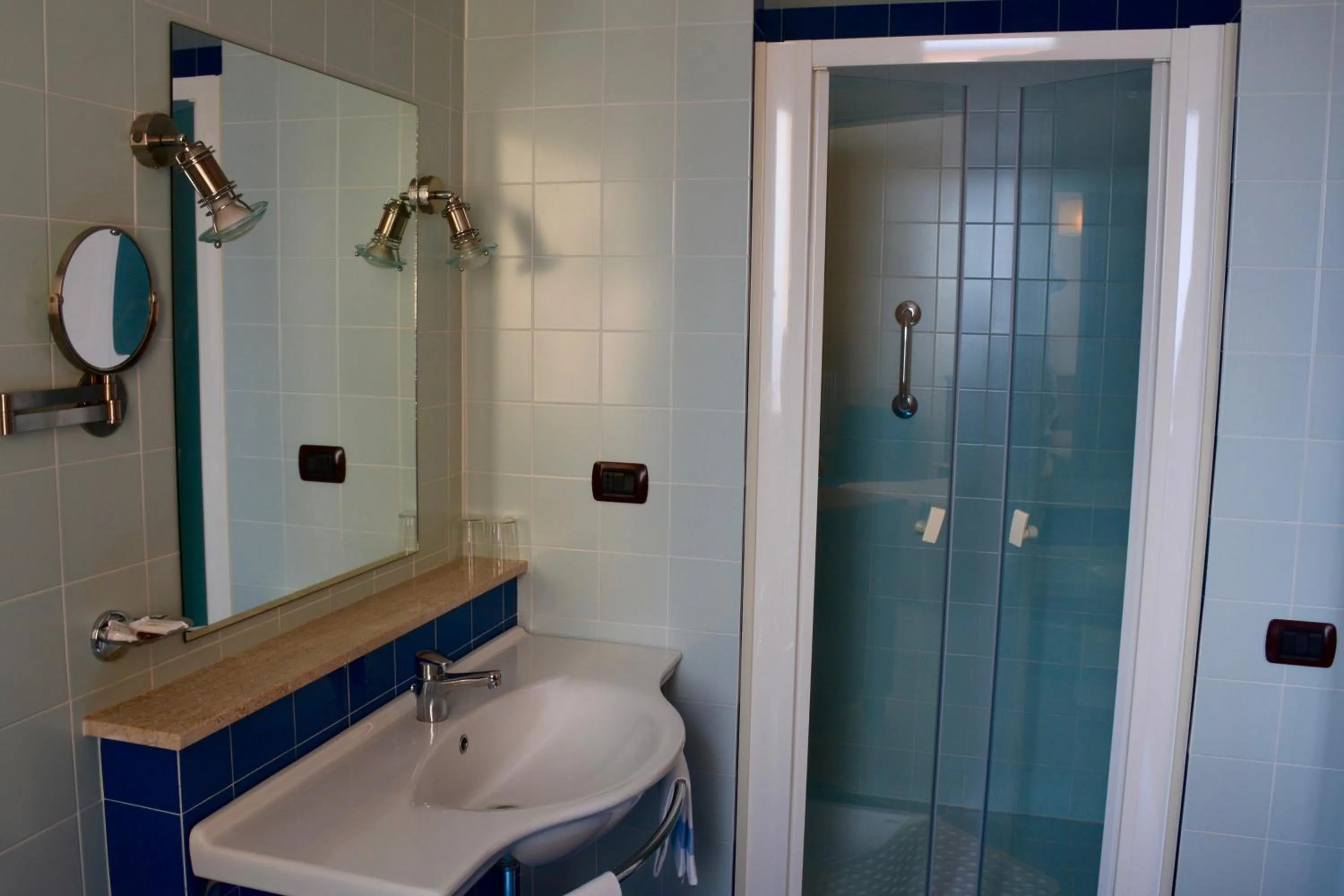Bathroom in Hotel Villa Selene
