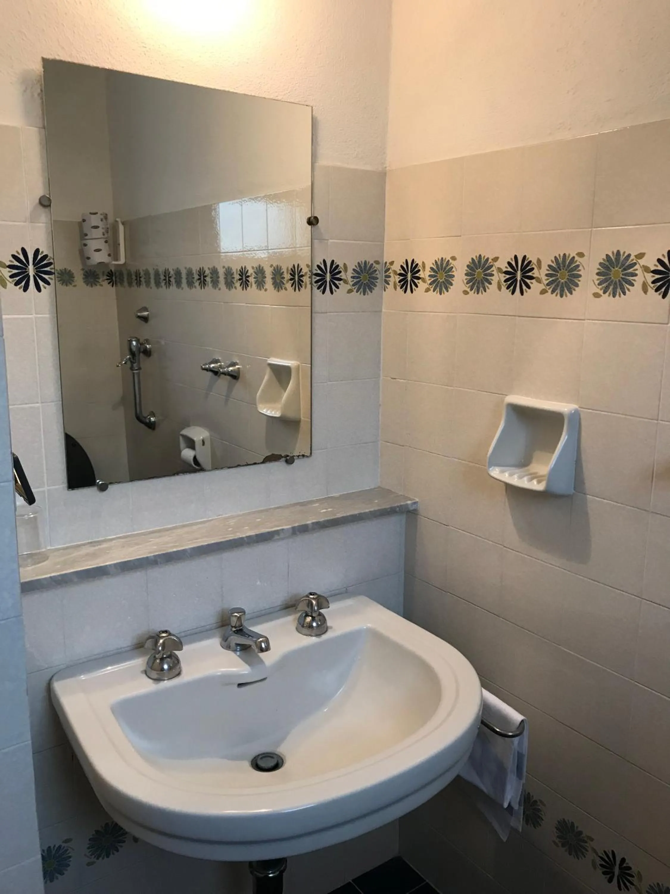 Bathroom in Hotel Villa Selene