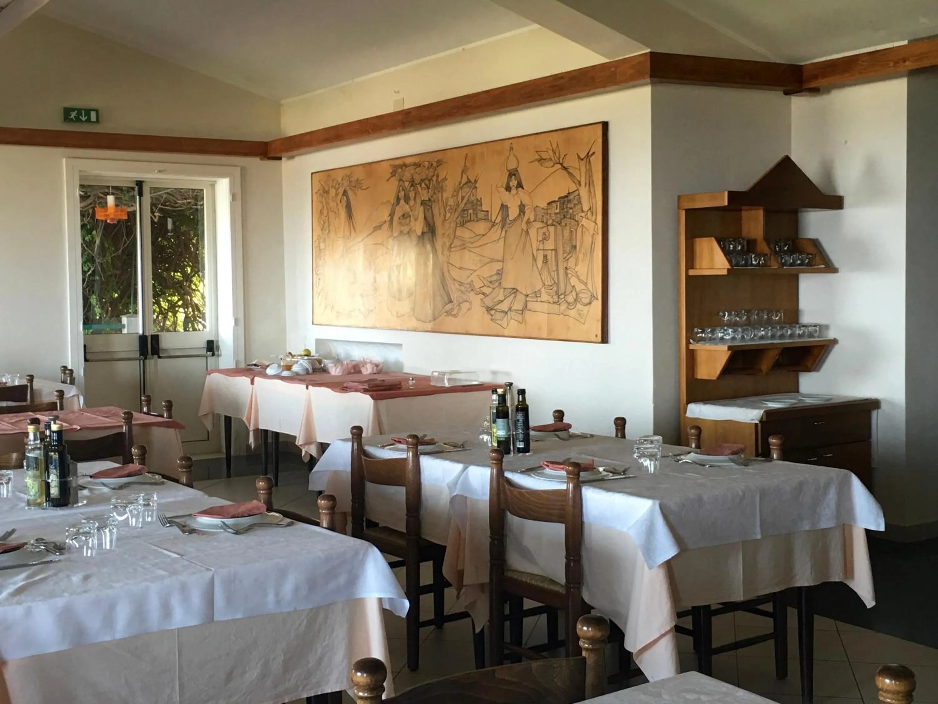 Restaurant/places to eat in Hotel Villa Selene